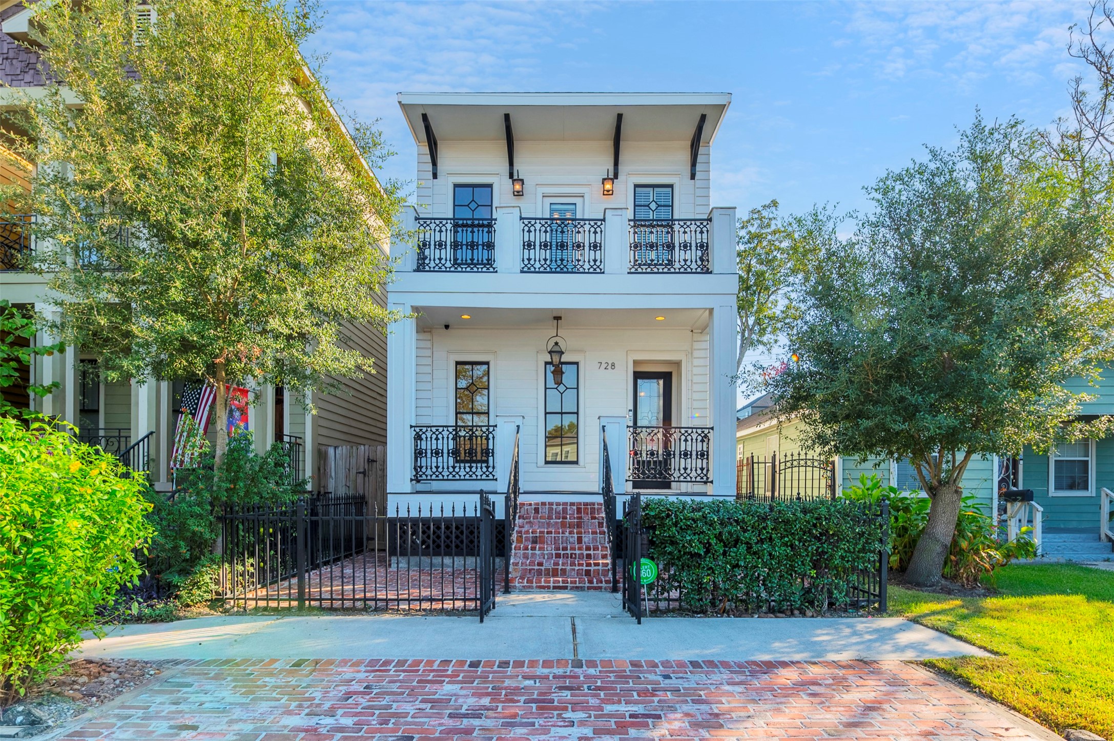 728 E 27th Street, Houston, TX 77009 728 E 27th Street, Houston, TX 77009
