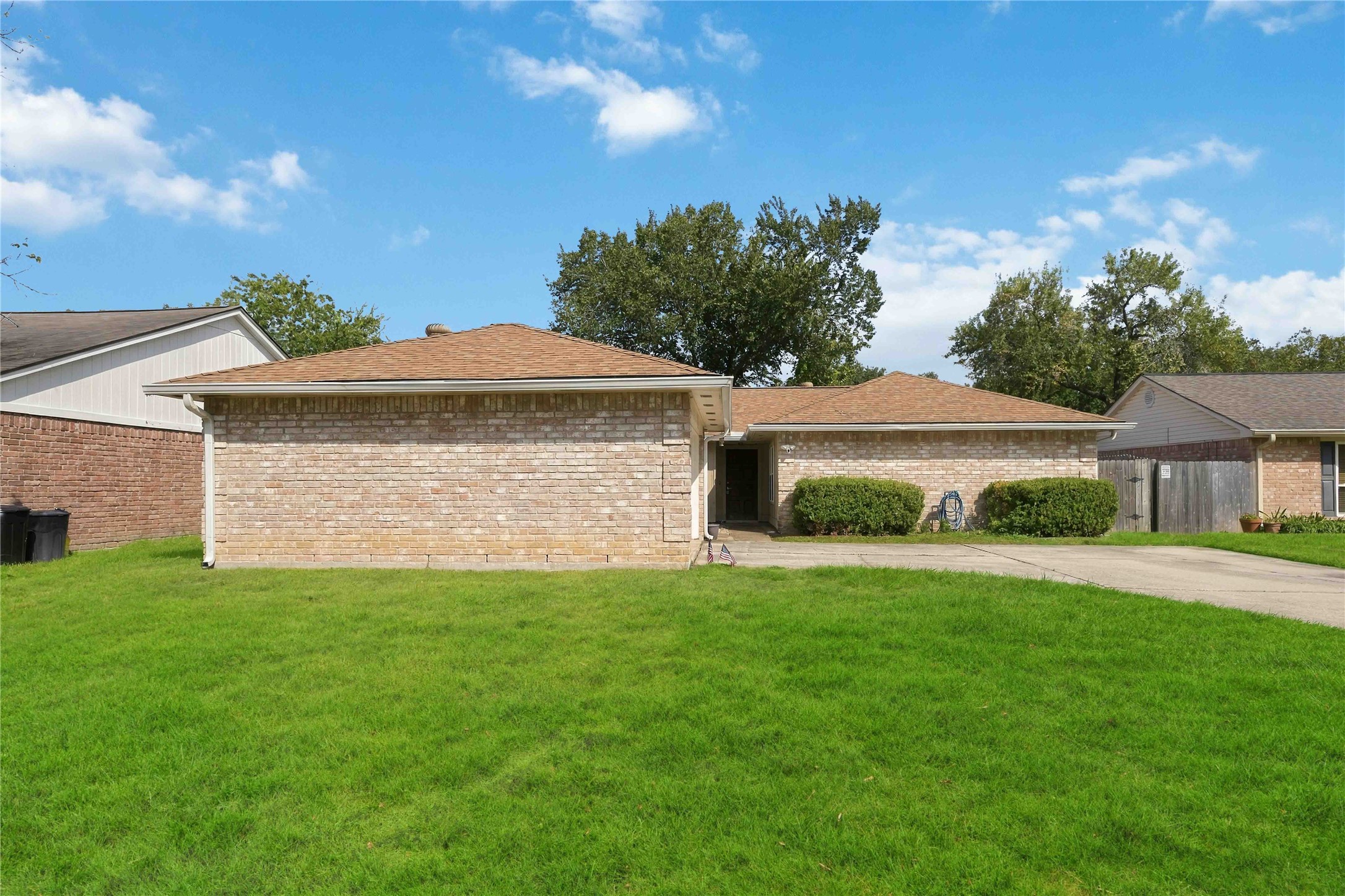 14222 Rosetta Drive, Cypress, TX 77429