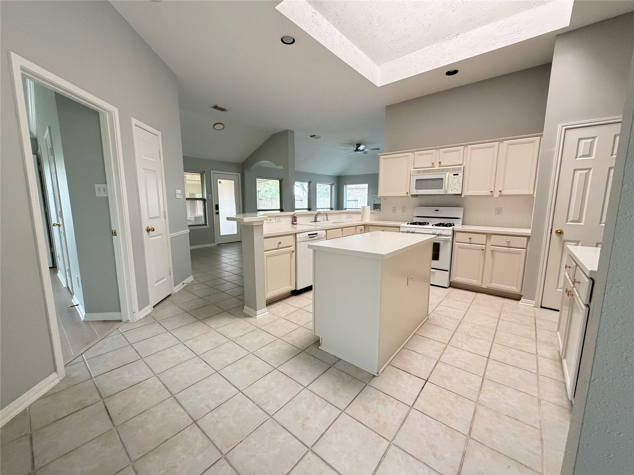 2618 Parkbriar Lane, Pearland, TX 77584