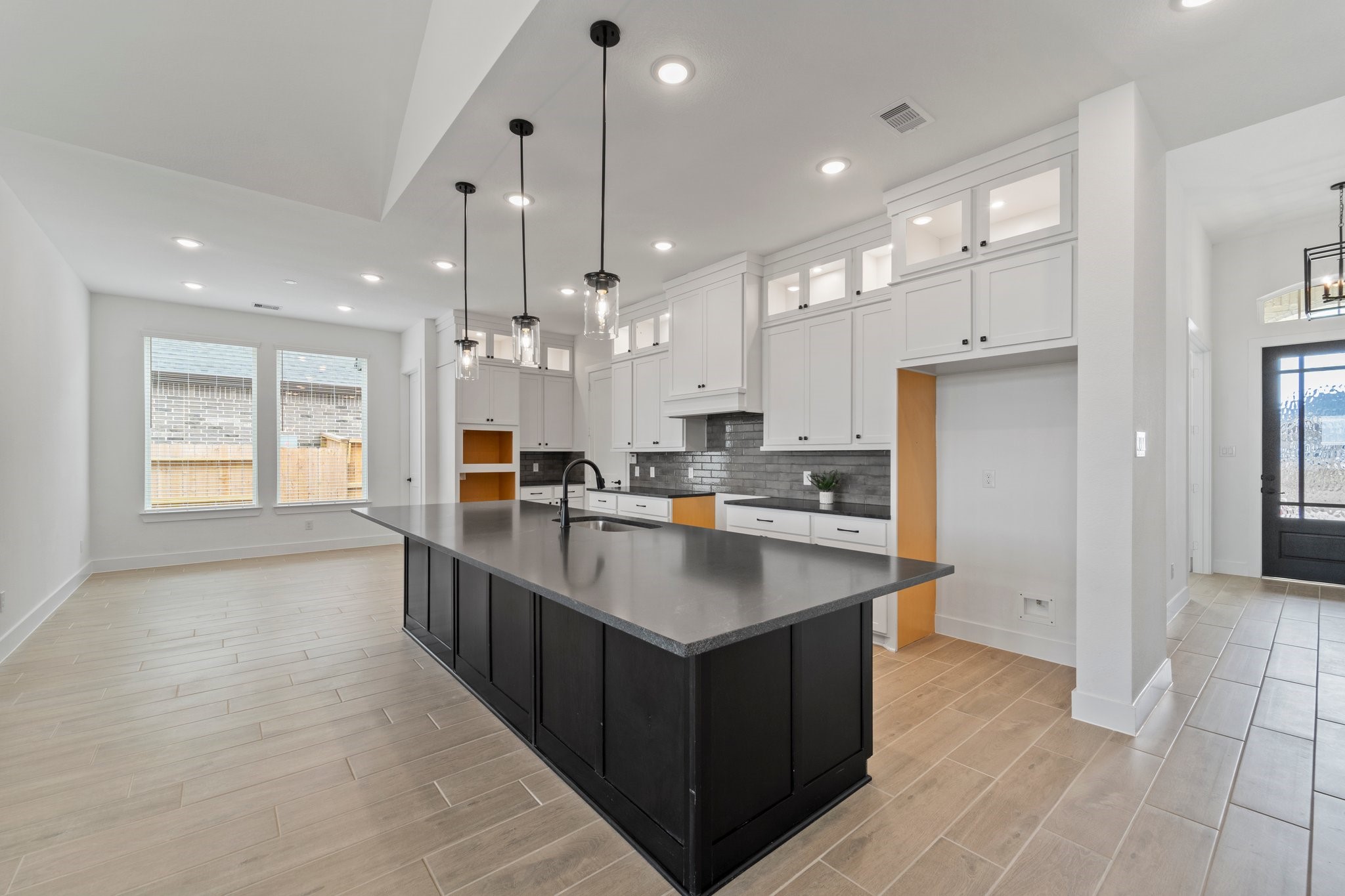 Photos are REPRESENTATIVE of the home /floor plan and are NOT of the actual home.  Selections, features, and room options vary.