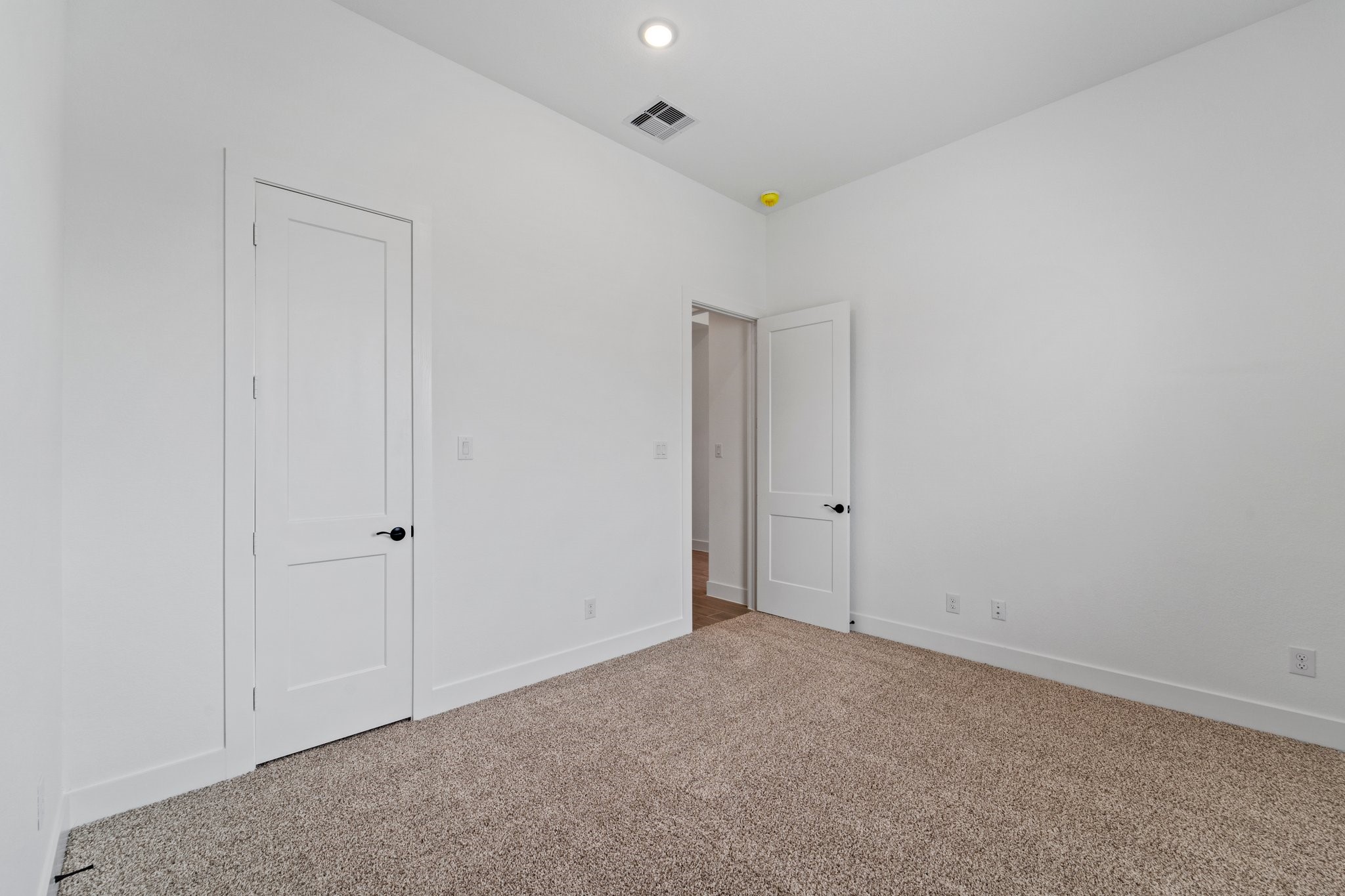 Photos are REPRESENTATIVE of the home /floor plan and are NOT of the actual home.  Selections, features, and room options vary.