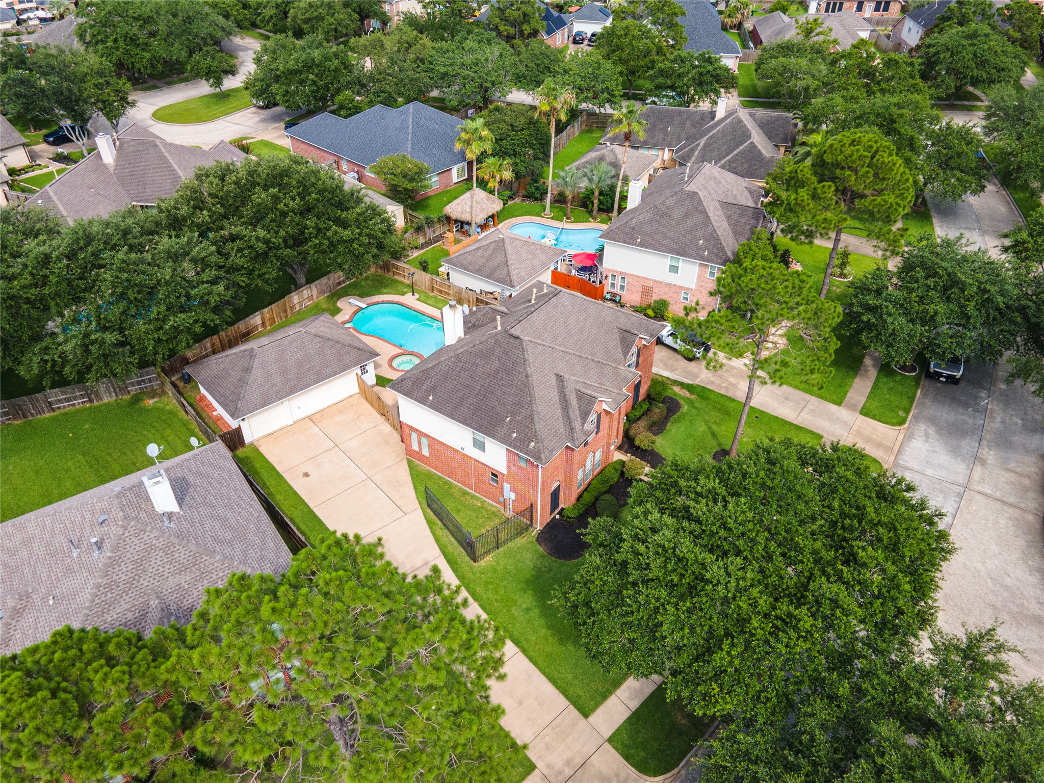 3124 Sand Shadow Drive, League City, TX 77573