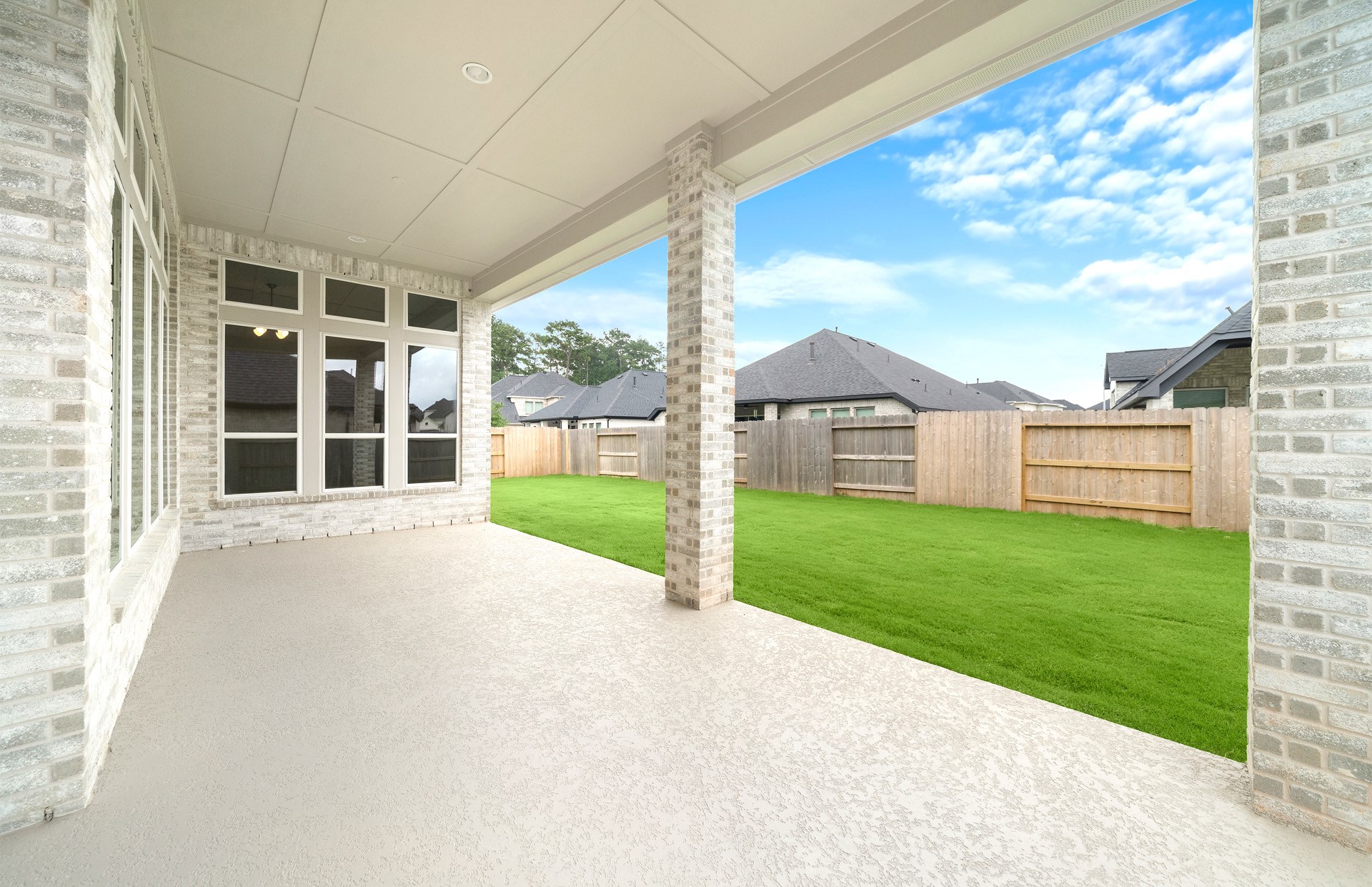40028 Belted Kingfisher Court, Magnolia, TX 77354