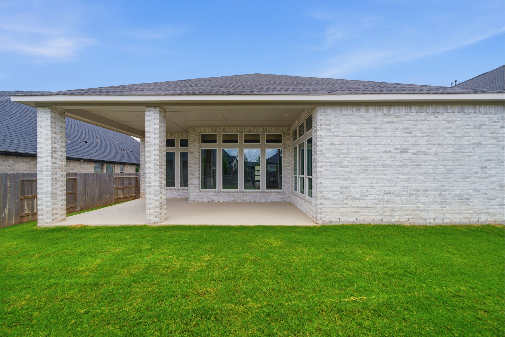 40028 Belted Kingfisher Court, Magnolia, TX 77354