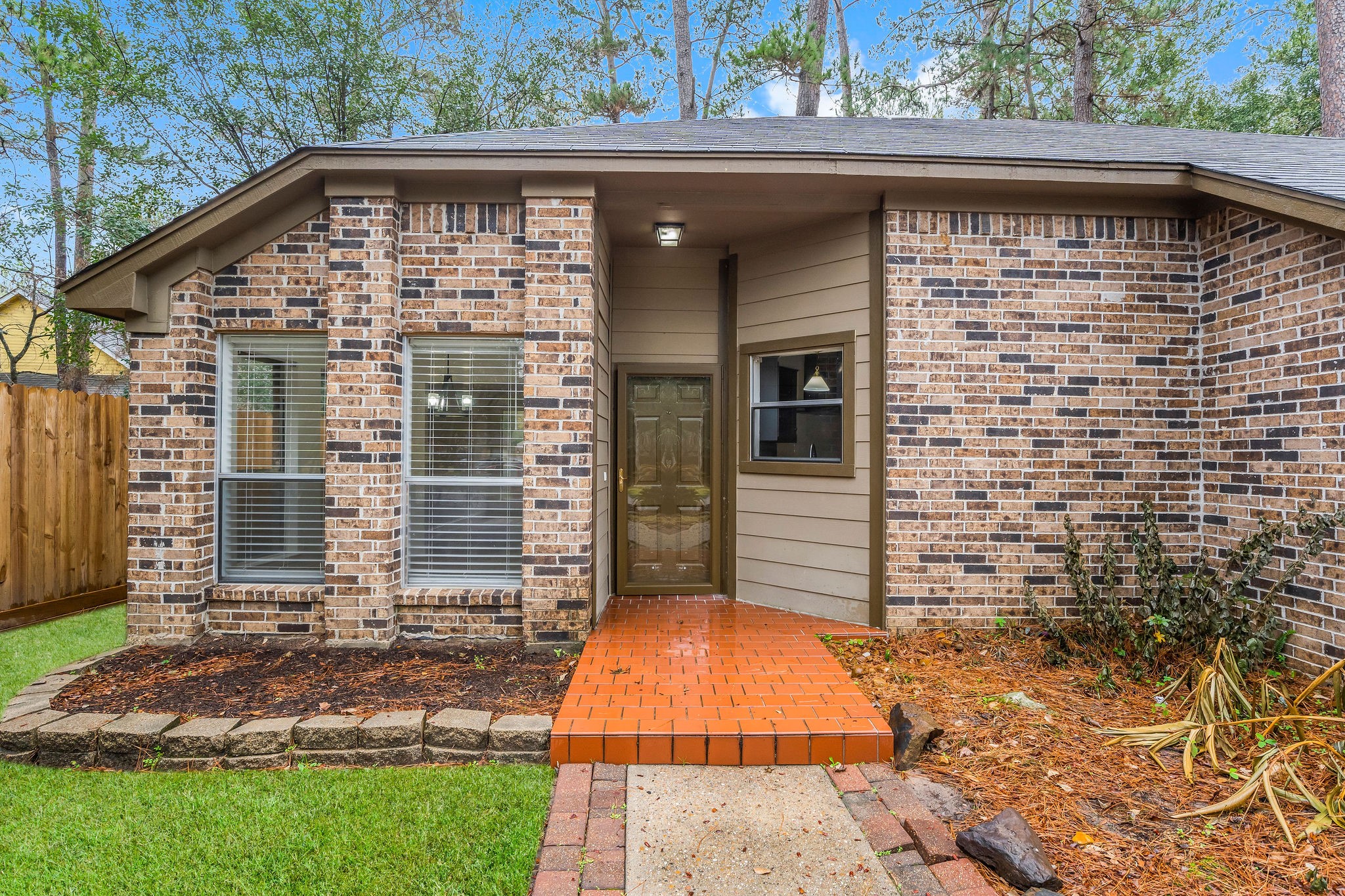 22 Braemar Forest Street, The Woodlands, TX 77381 22 Braemar Forest Street, The Woodlands, TX 77381