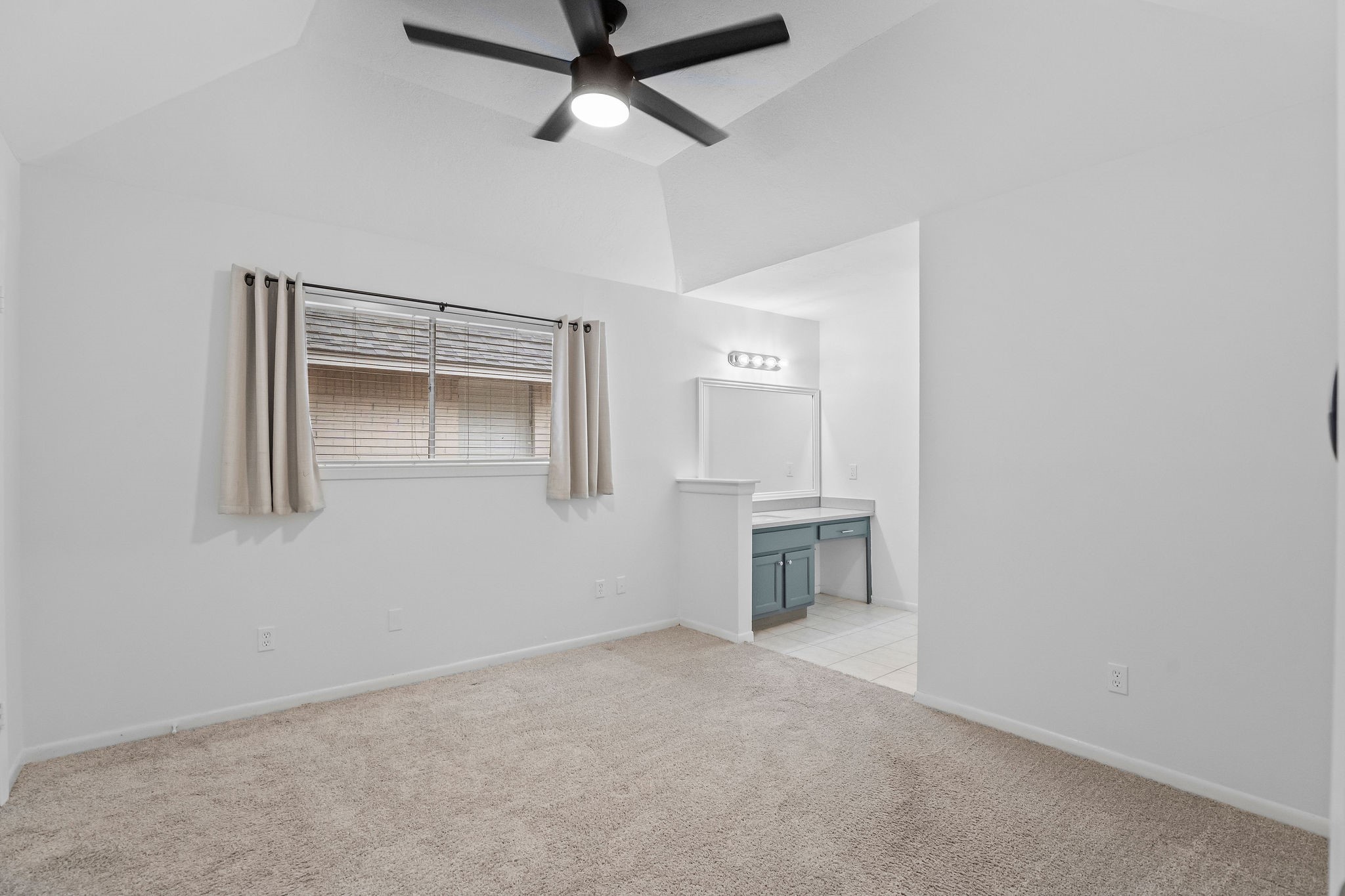 22 Braemar Forest Street, The Woodlands, TX 77381