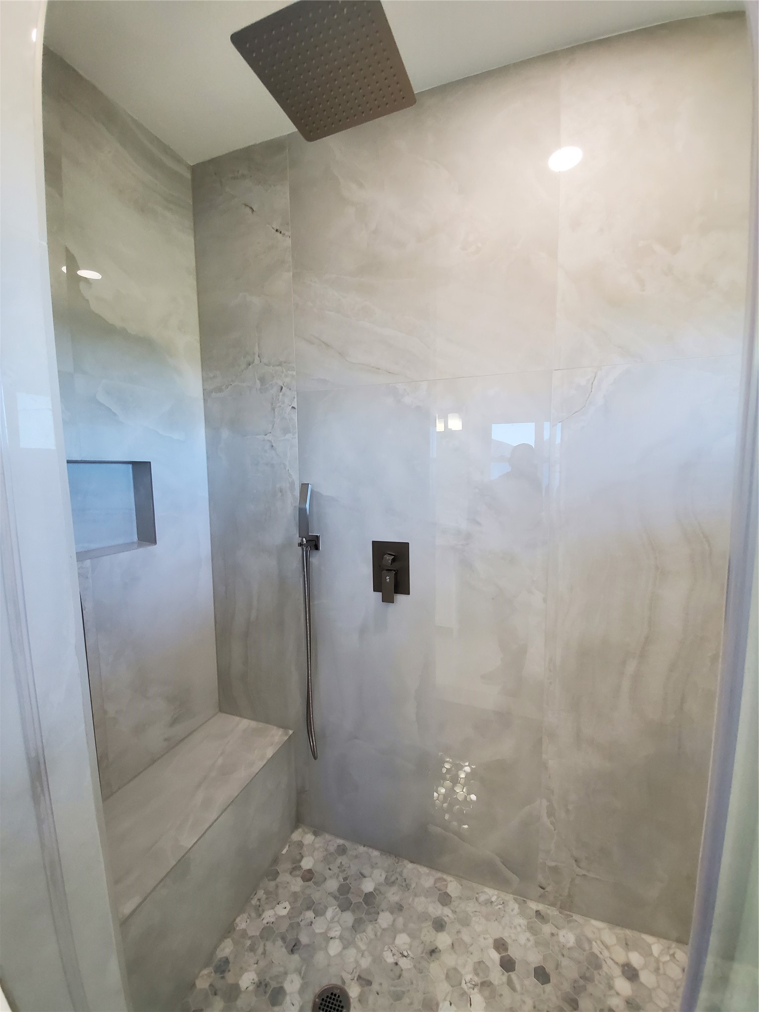 Walkin shower detail view