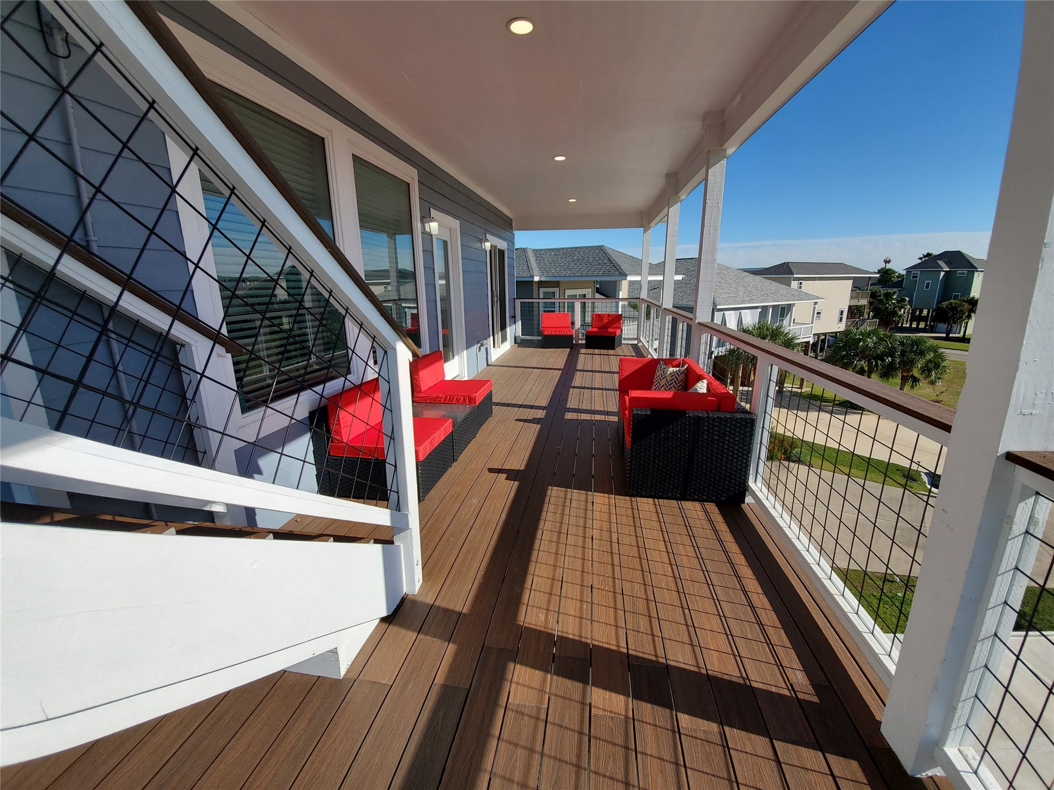 2nd level deck view.