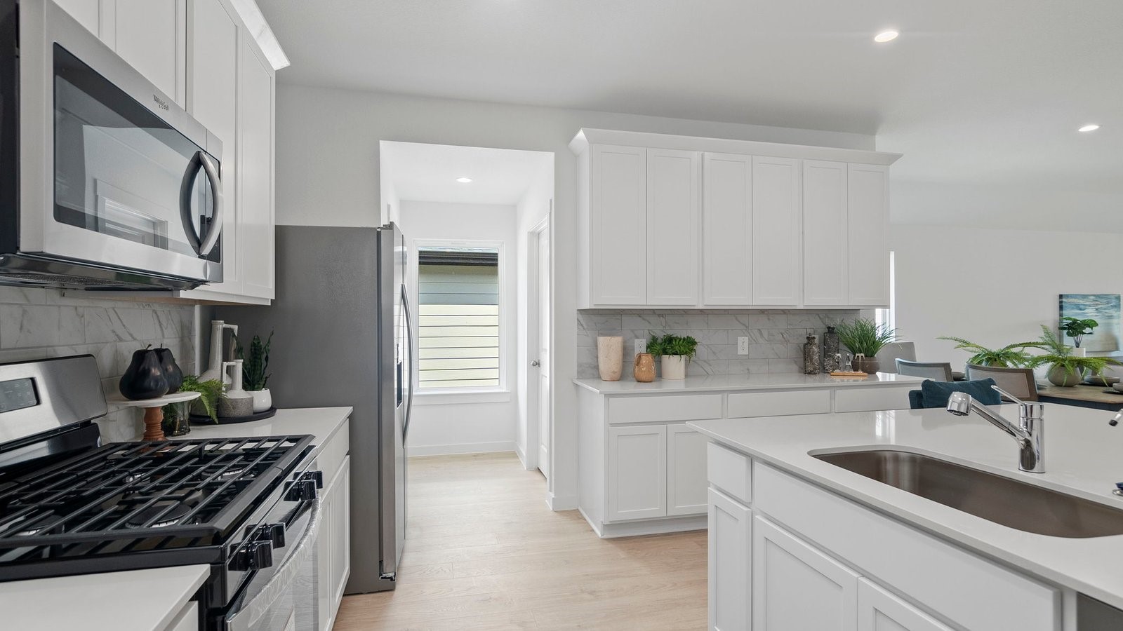 *Images and 3D tour are for illustration only and options may vary from home as built. *Images and 3D tour are for illustration only and options may vary from home as built.