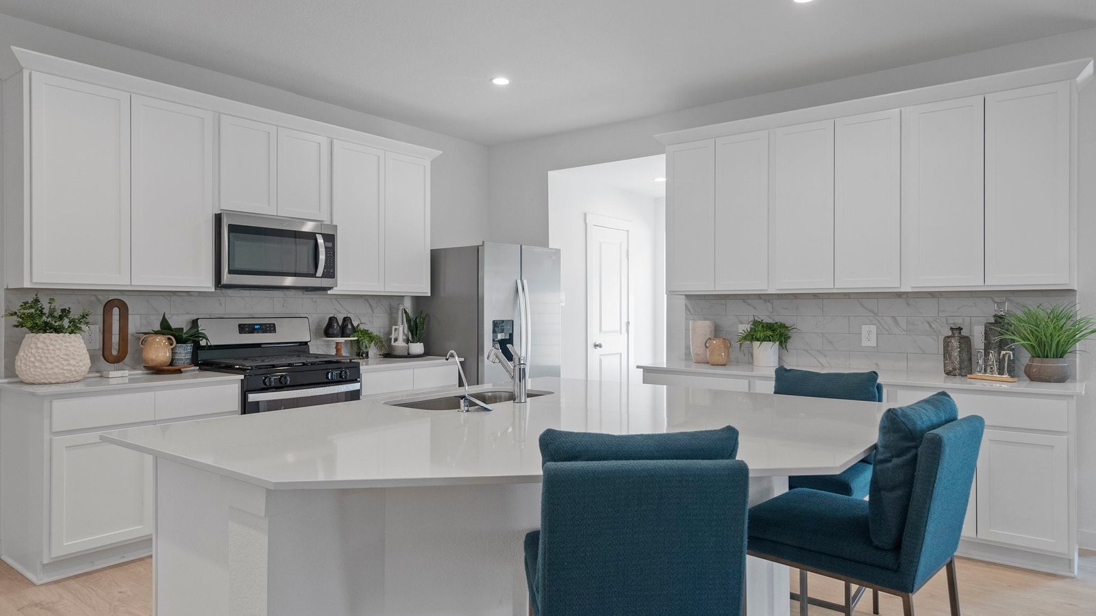 *Images and 3D tour are for illustration only and options may vary from home as built. *Images and 3D tour are for illustration only and options may vary from home as built.