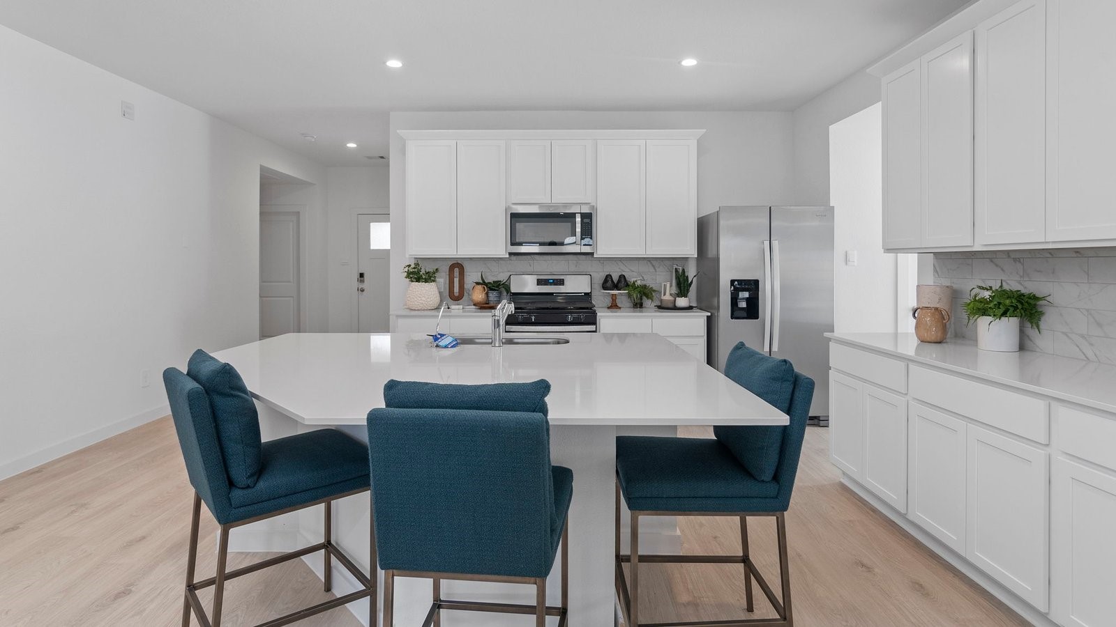 *Images and 3D tour are for illustration only and options may vary from home as built. *Images and 3D tour are for illustration only and options may vary from home as built.