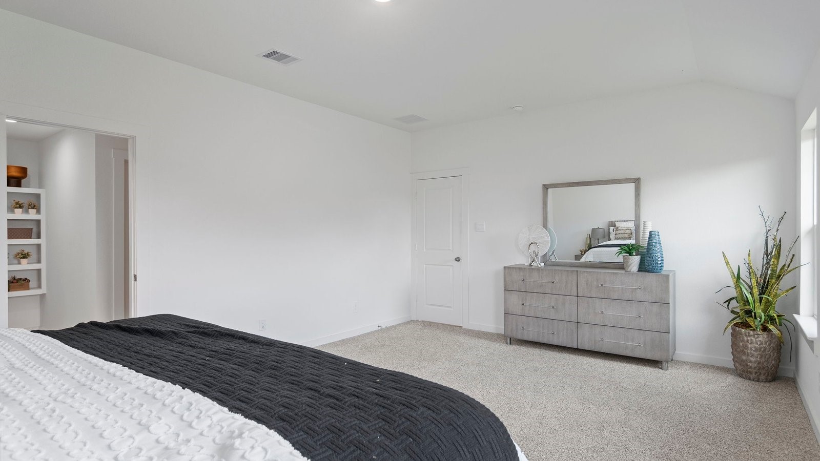 *Images and 3D tour are for illustration only and options may vary from home as built.