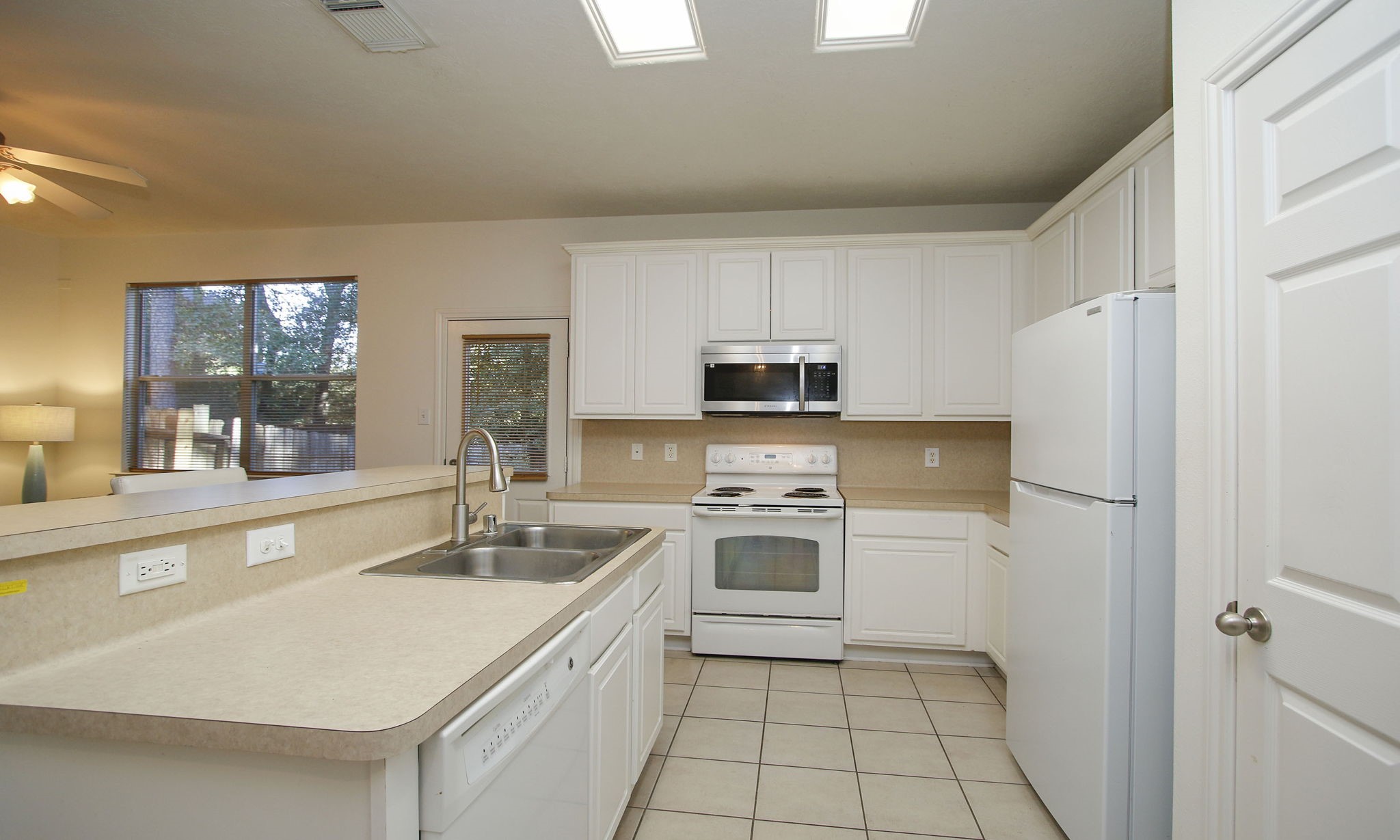 191 N Burberry Park Circle, The Woodlands, TX 77382