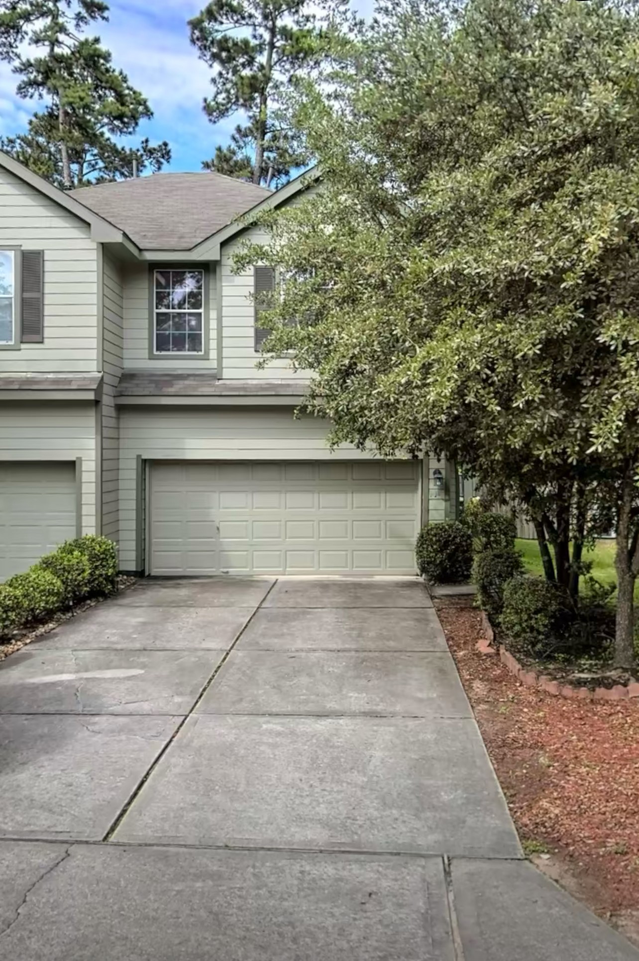 191 N Burberry Park Circle, The Woodlands, TX 77382