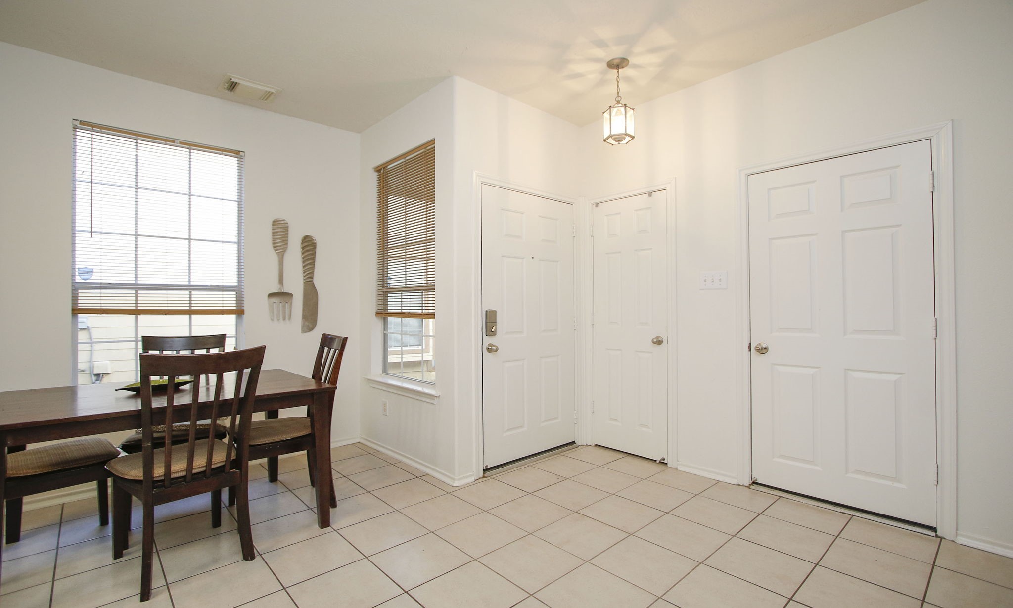 191 N Burberry Park Circle, The Woodlands, TX 77382