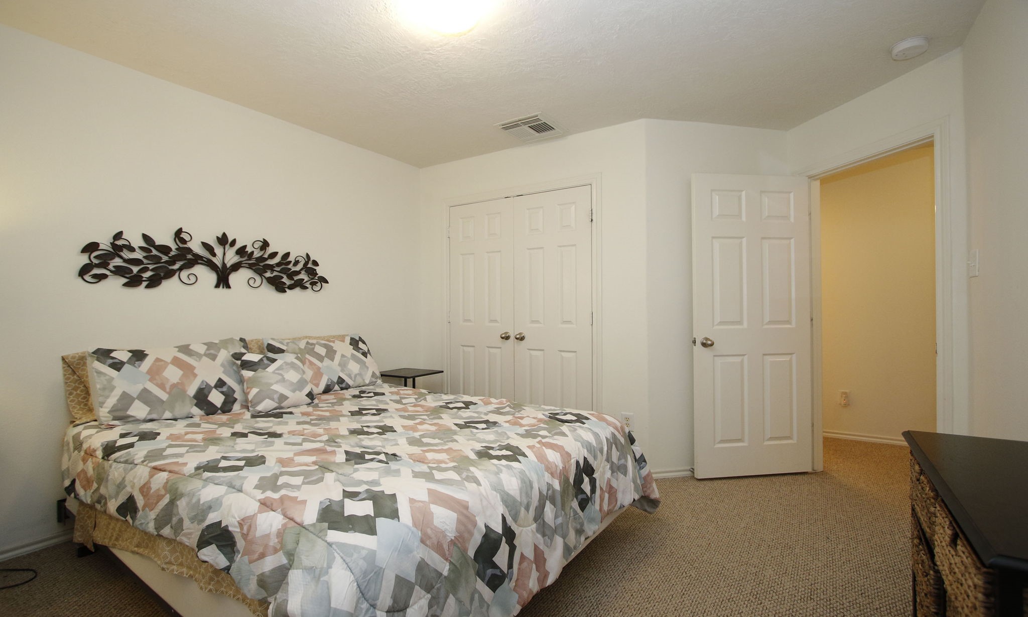 191 N Burberry Park Circle, The Woodlands, TX 77382