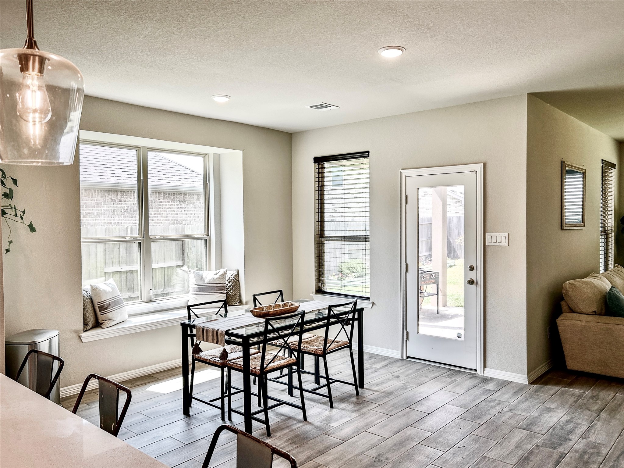 13618 Table Rock Drive, La Marque, TX 77568