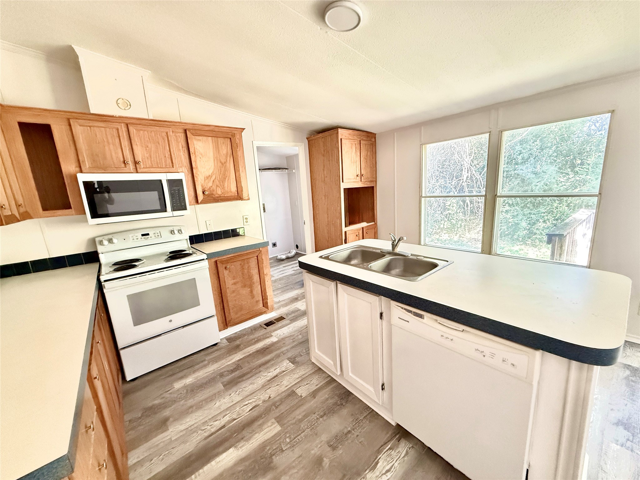 16481 Spring Rain Court, Conroe, TX 77302 16481 Spring Rain Court, Conroe, TX 77302