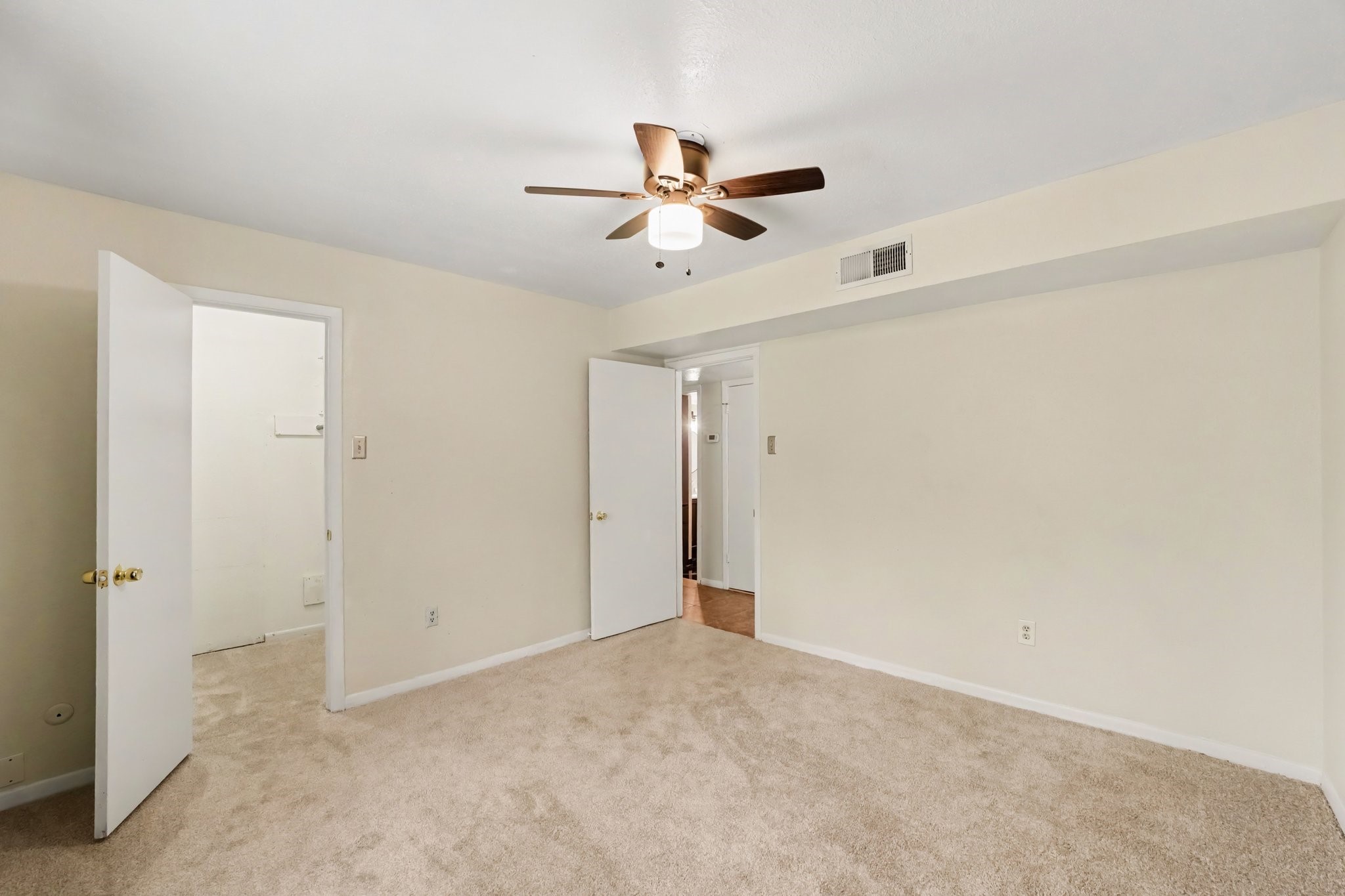 7575 Katy Freeway, #84, Houston, TX 77024