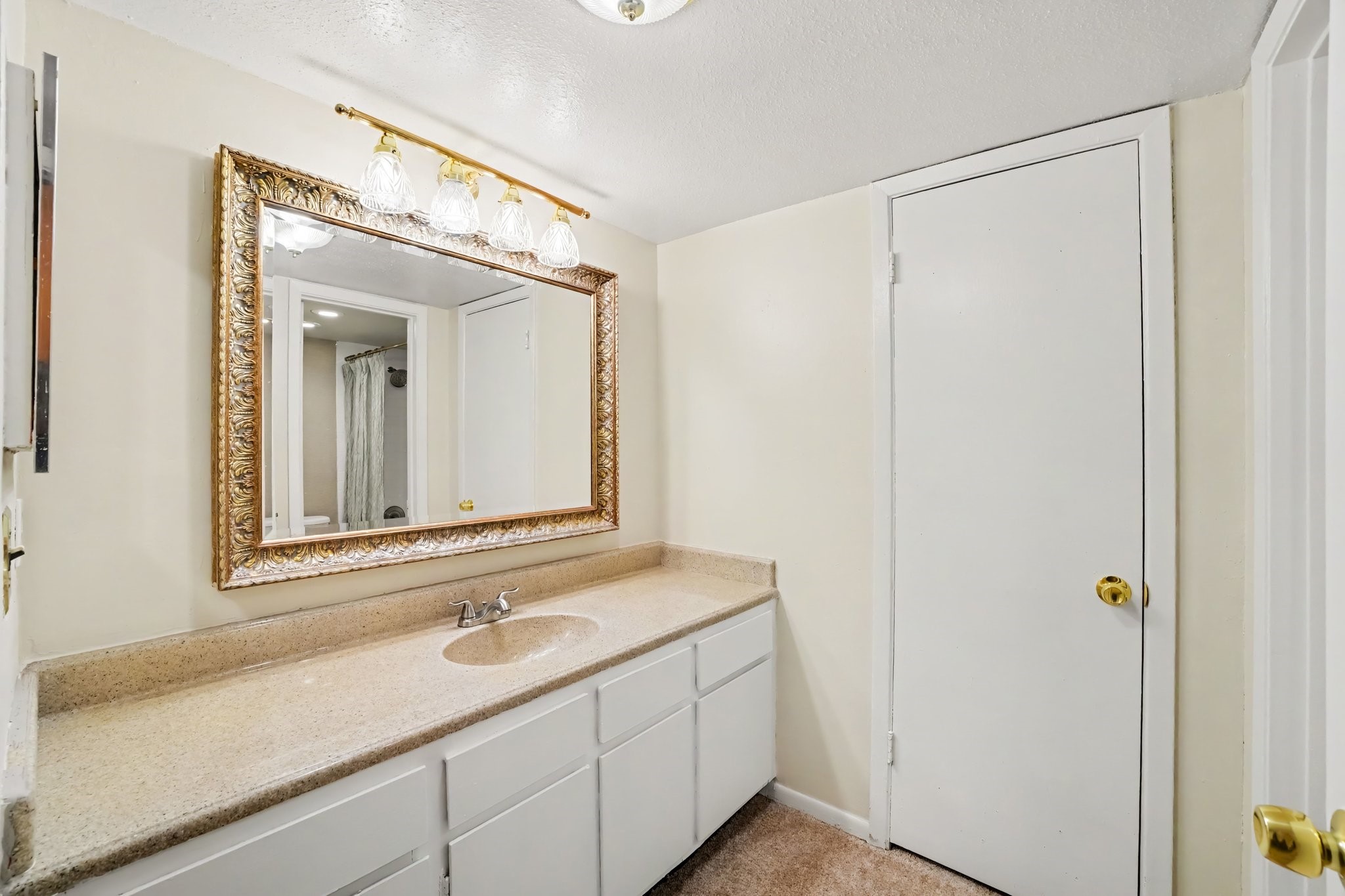 7575 Katy Freeway, #84, Houston, TX 77024
