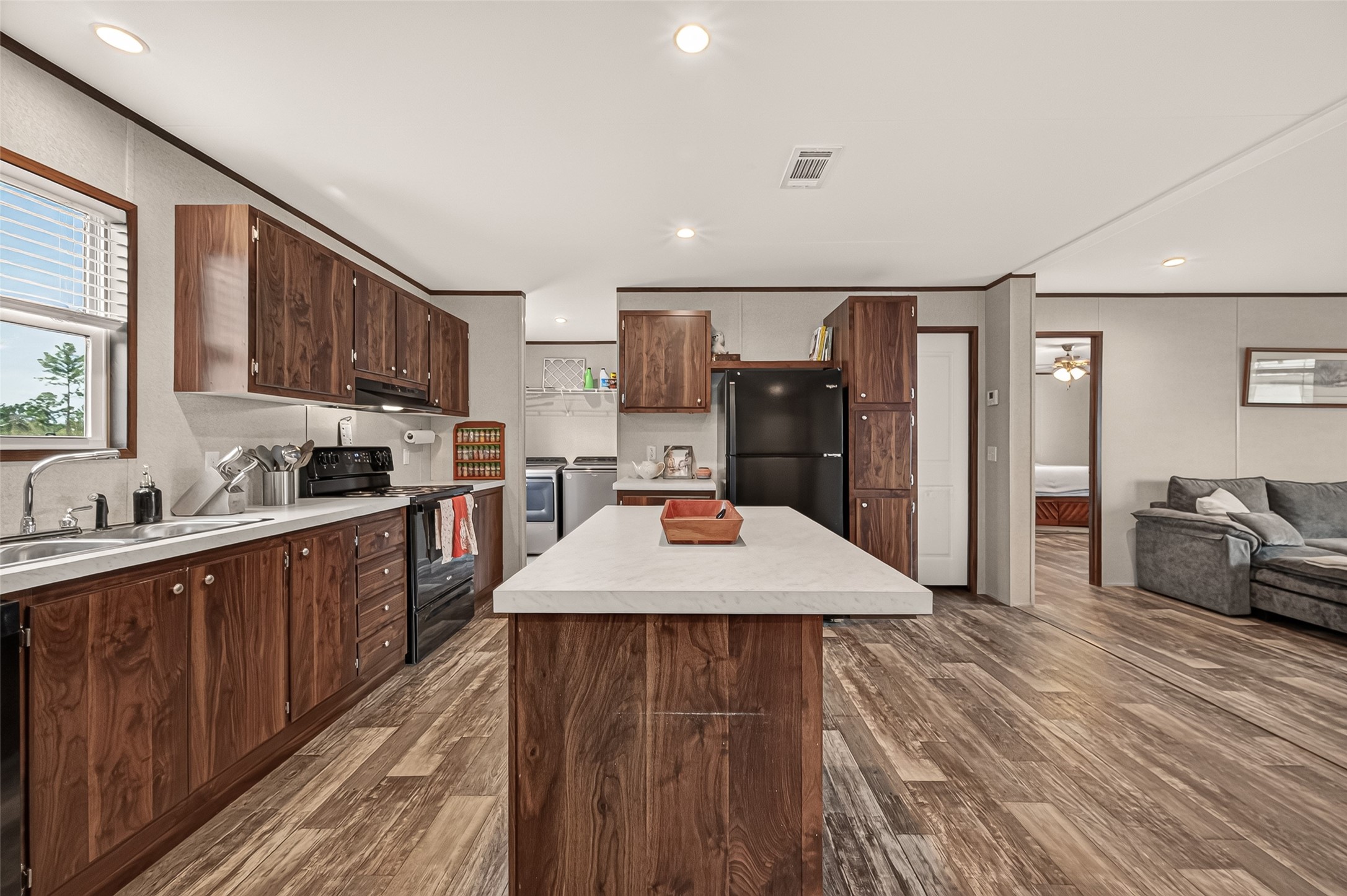12802 Philmore Lane, Conroe, TX 77306