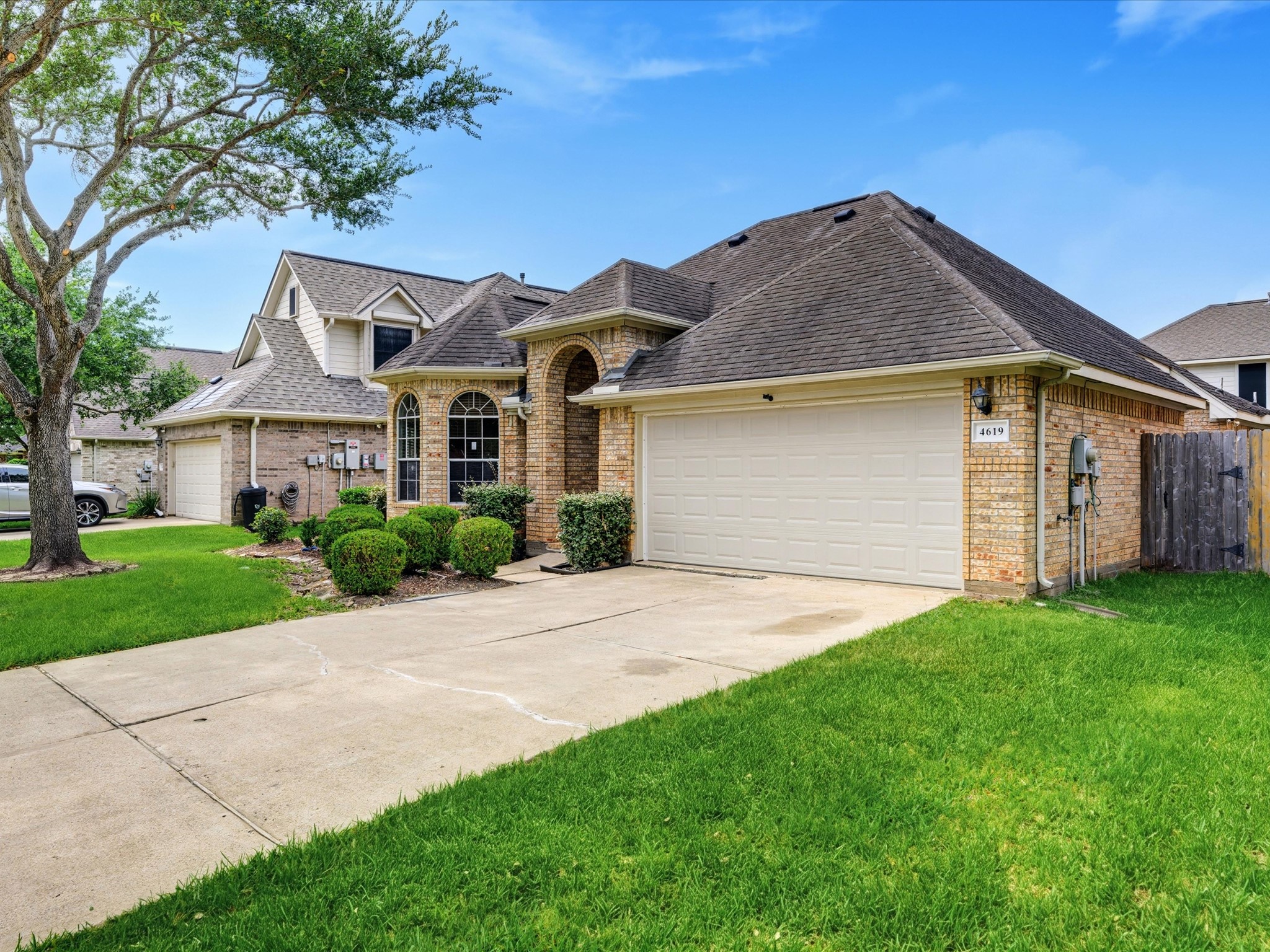 4619 Schiller Park Lane, Sugar Land, TX 77479