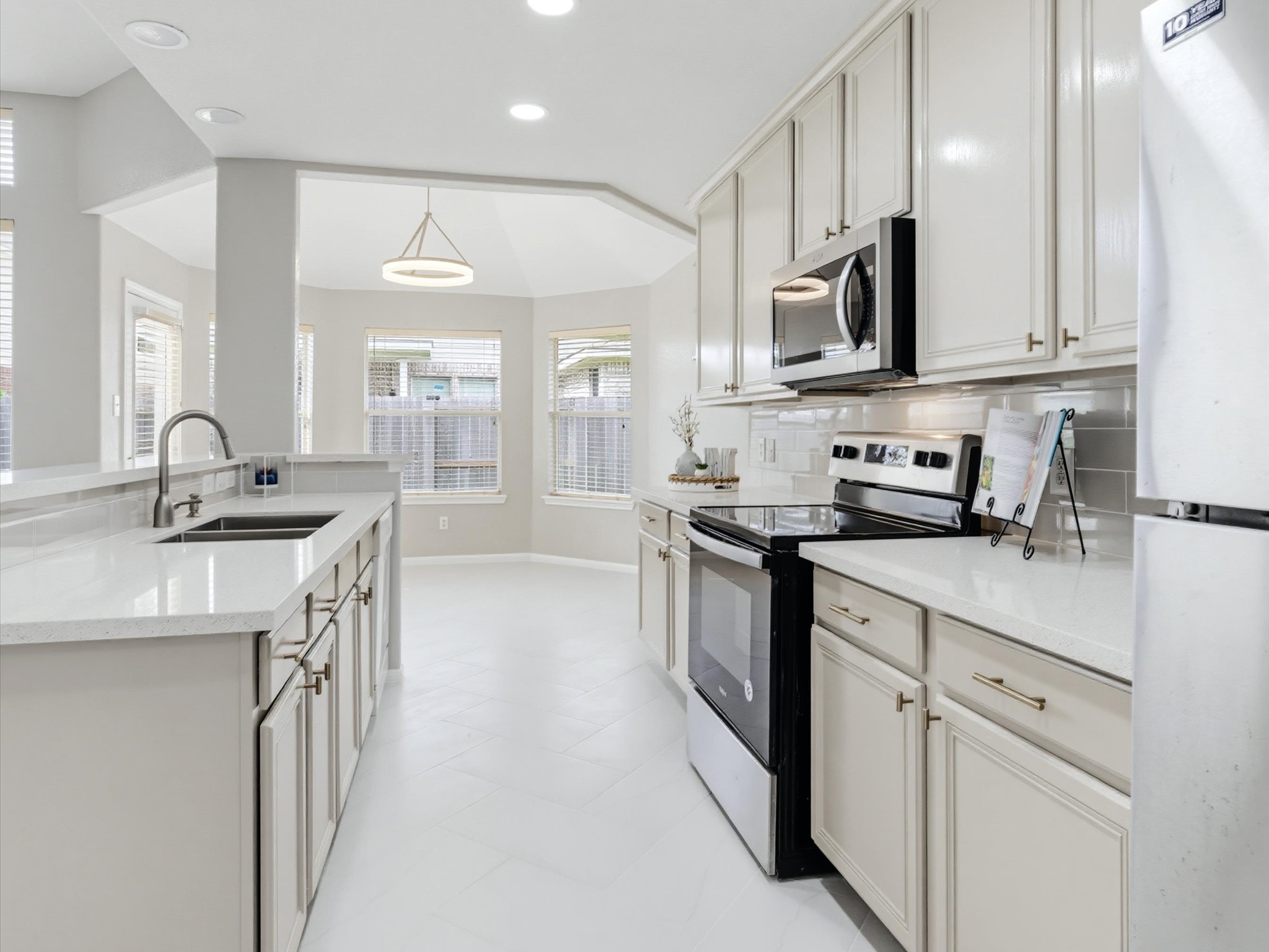 4619 Schiller Park Lane, Sugar Land, TX 77479