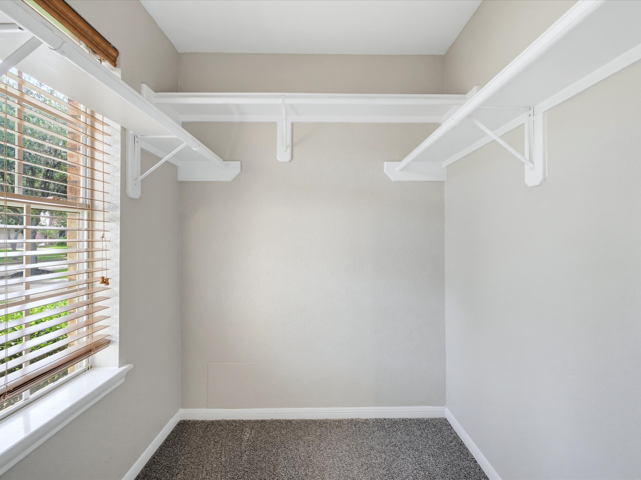 4619 Schiller Park Lane, Sugar Land, TX 77479