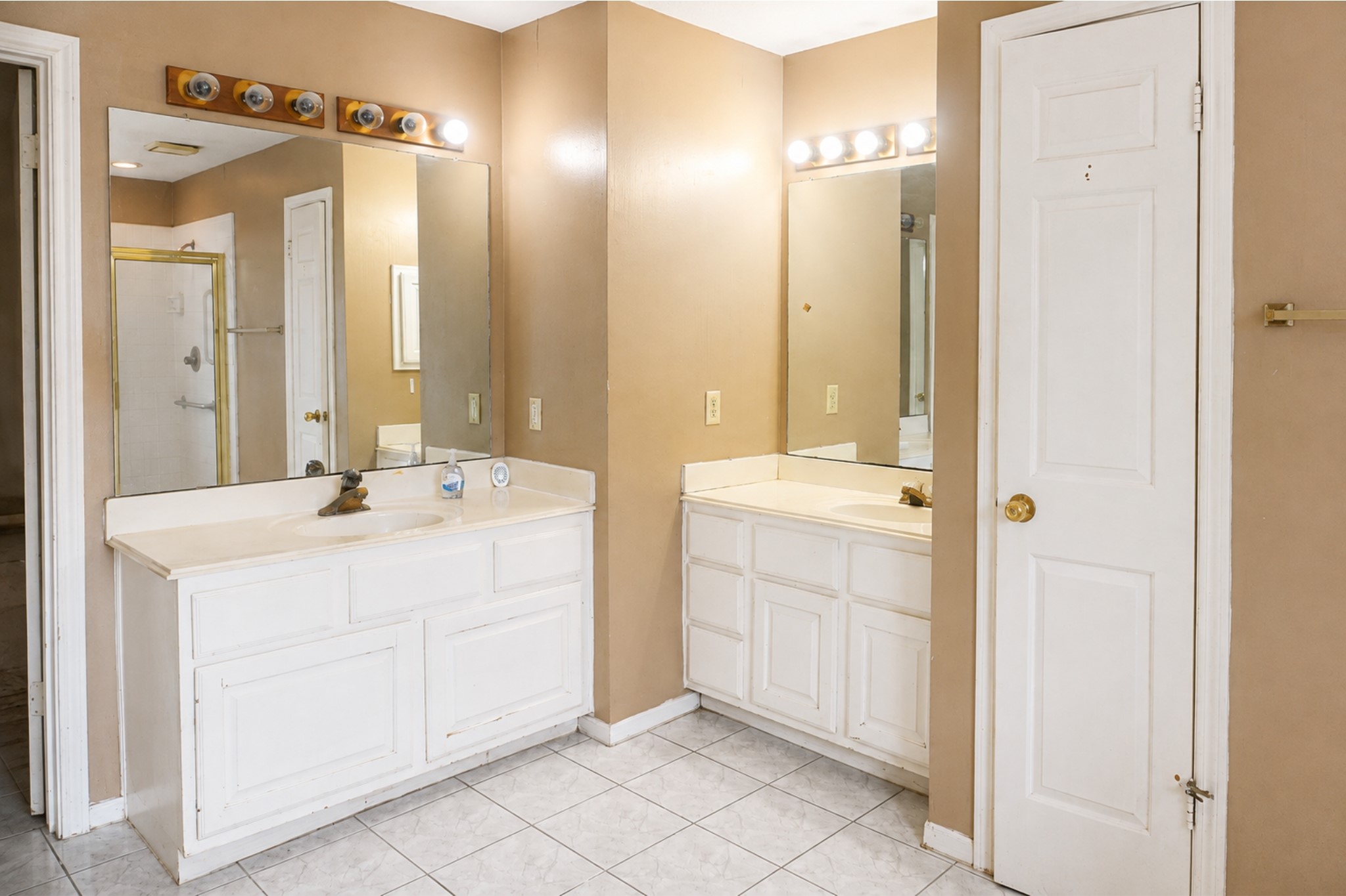 14423 Redbud Valley Trail, Houston, TX 77062