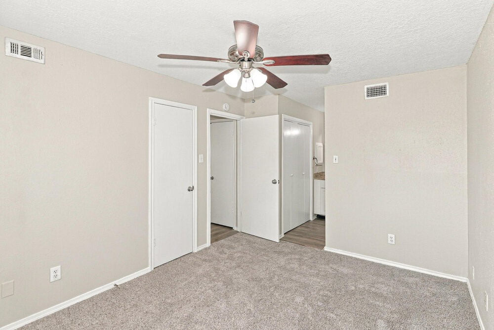 16111 Rosenridge Drive, Houston, TX 77053