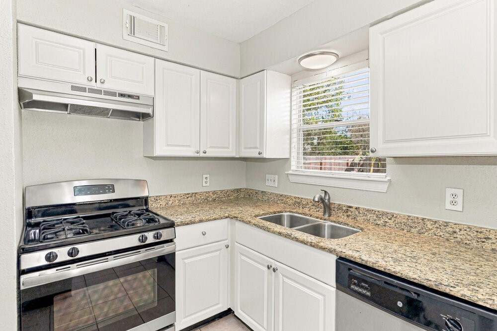 16111 Rosenridge Drive, Houston, TX 77053