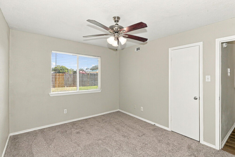 16111 Rosenridge Drive, Houston, TX 77053