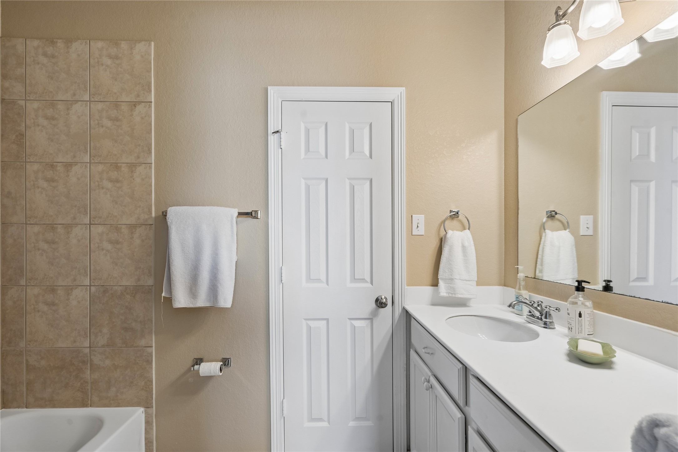 2805 Catalina Shores Drive, Pearland, TX 77584