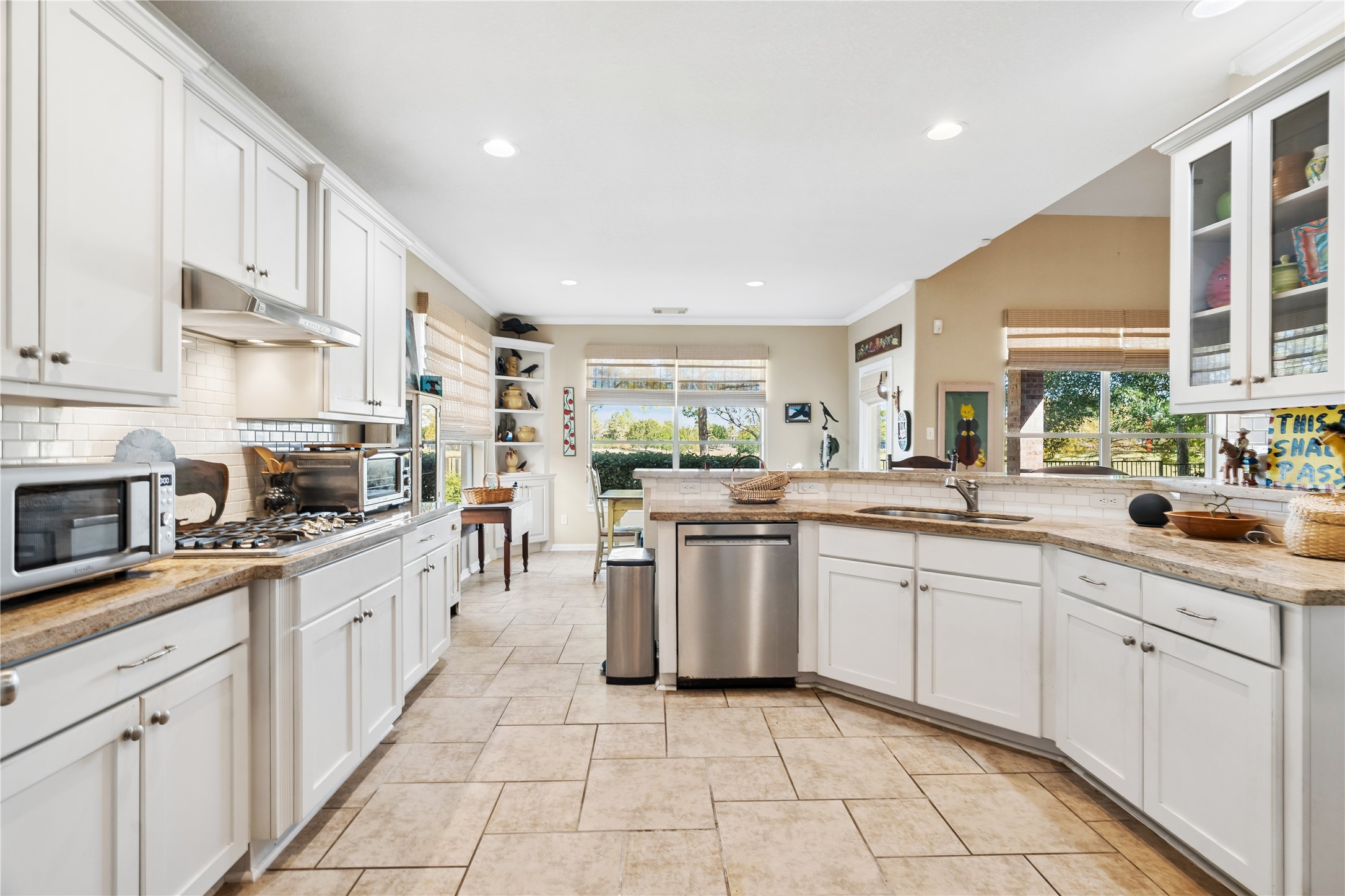 2805 Catalina Shores Drive, Pearland, TX 77584