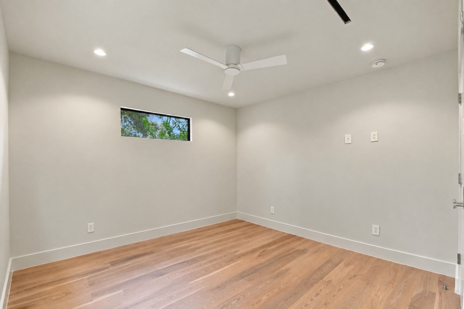 1 of 2 upstairs guest bedroom