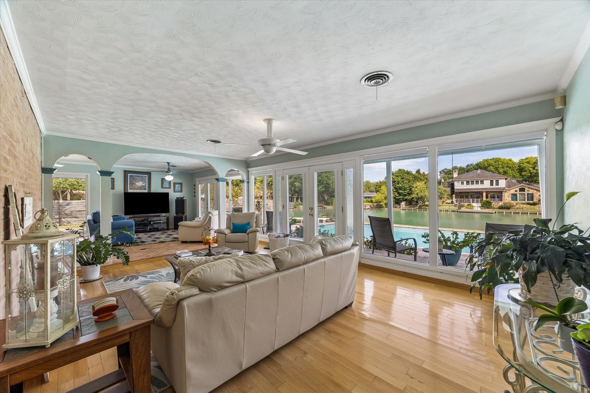 107 Saint Marks, Sugar Land, TX 77478