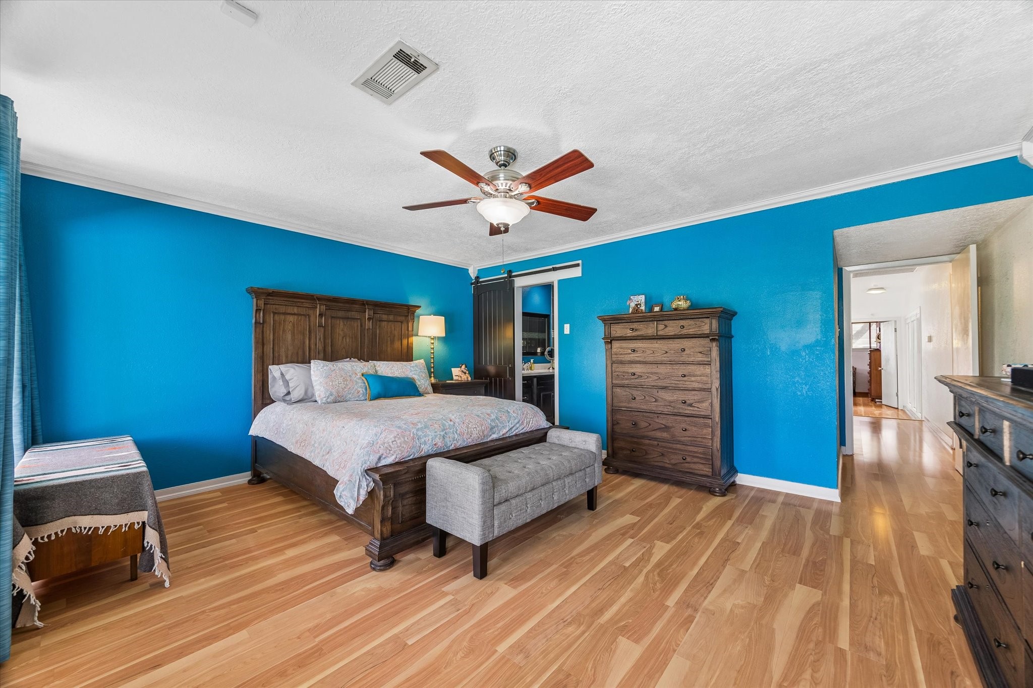 107 Saint Marks, Sugar Land, TX 77478