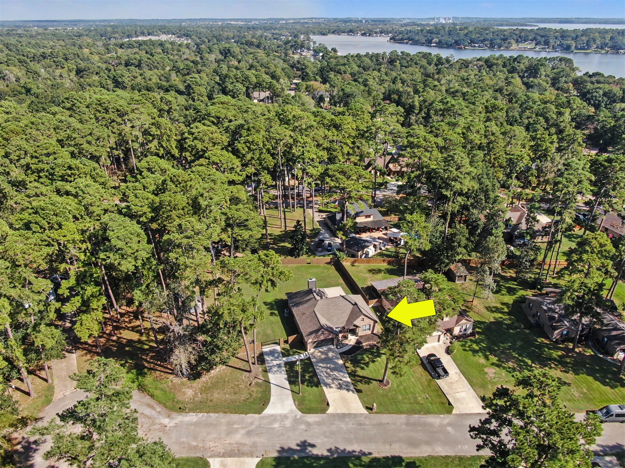 14010 Jamaica Circle, Willis, TX 77318