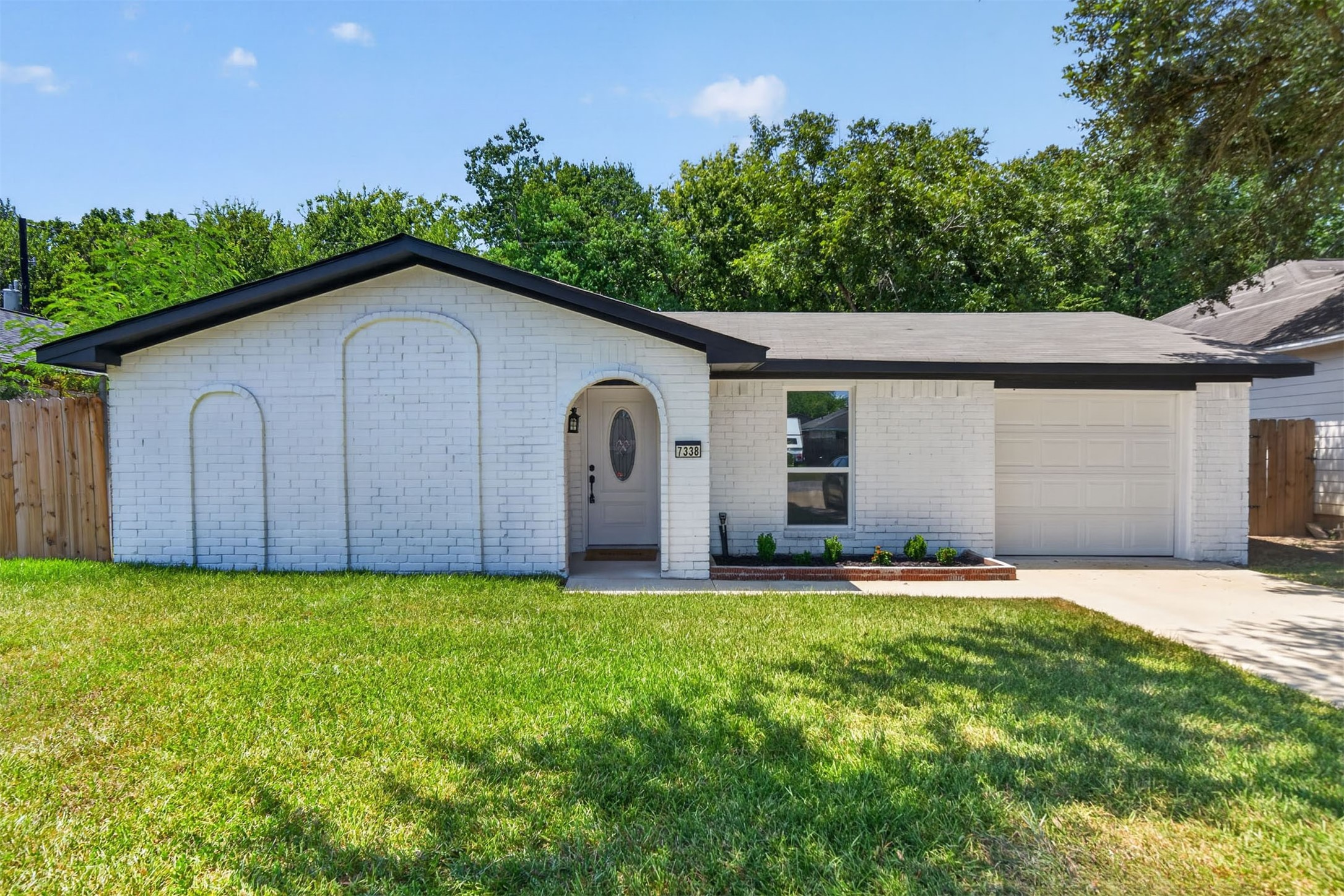 7338 Conley Street, Houston, TX 77021 7338 Conley Street, Houston, TX 77021