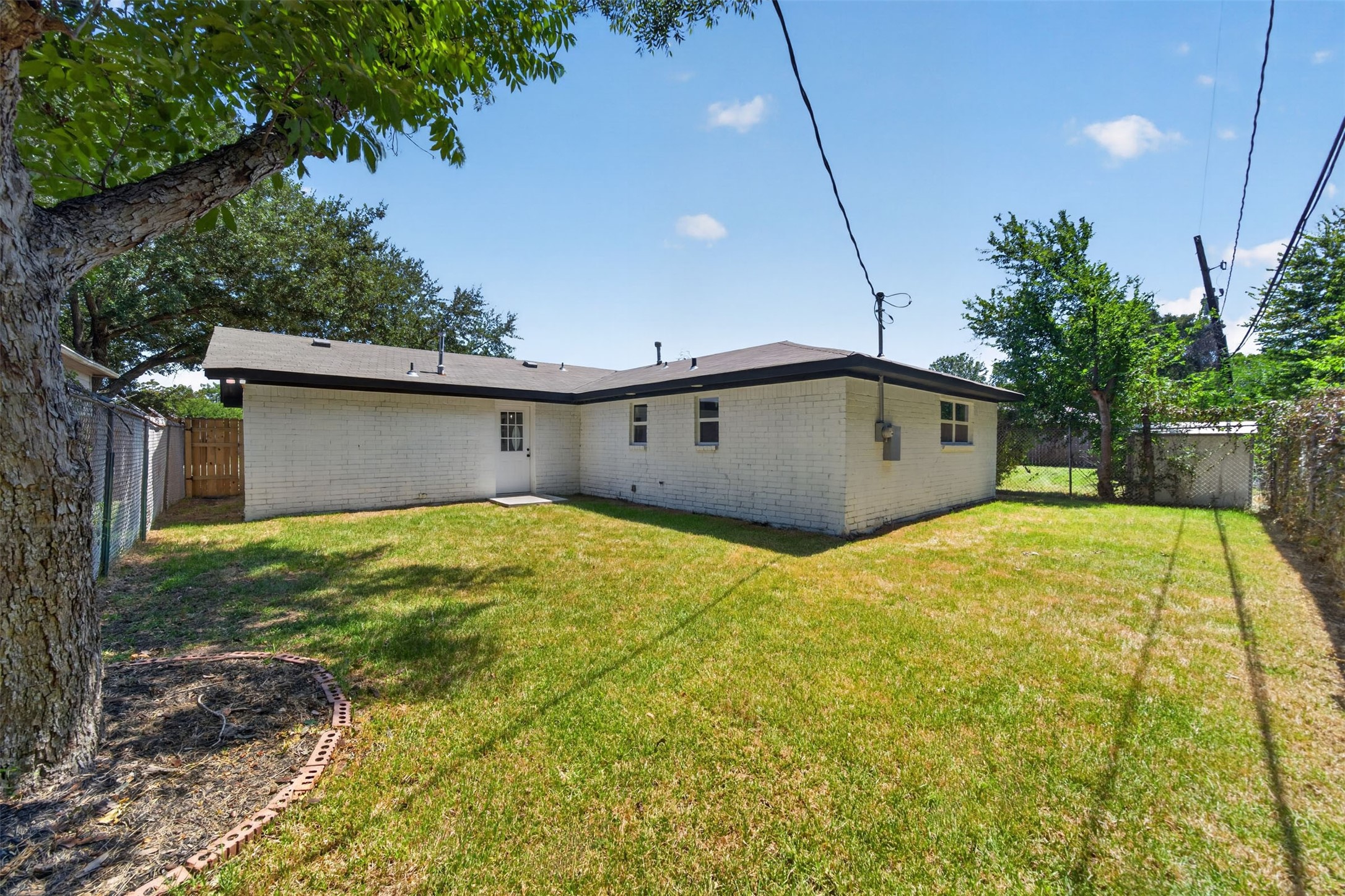 7338 Conley Street, Houston, TX 77021