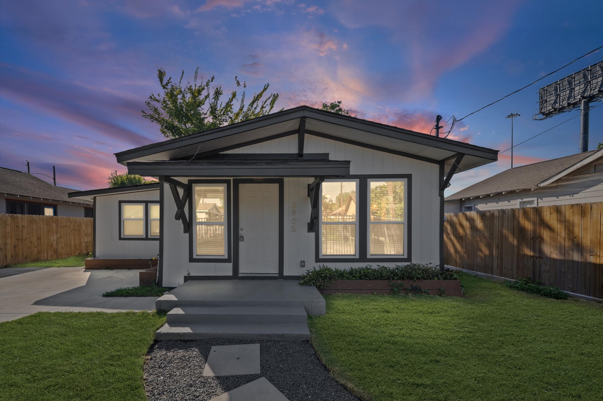 Welcome home! Perfect for short time rental!