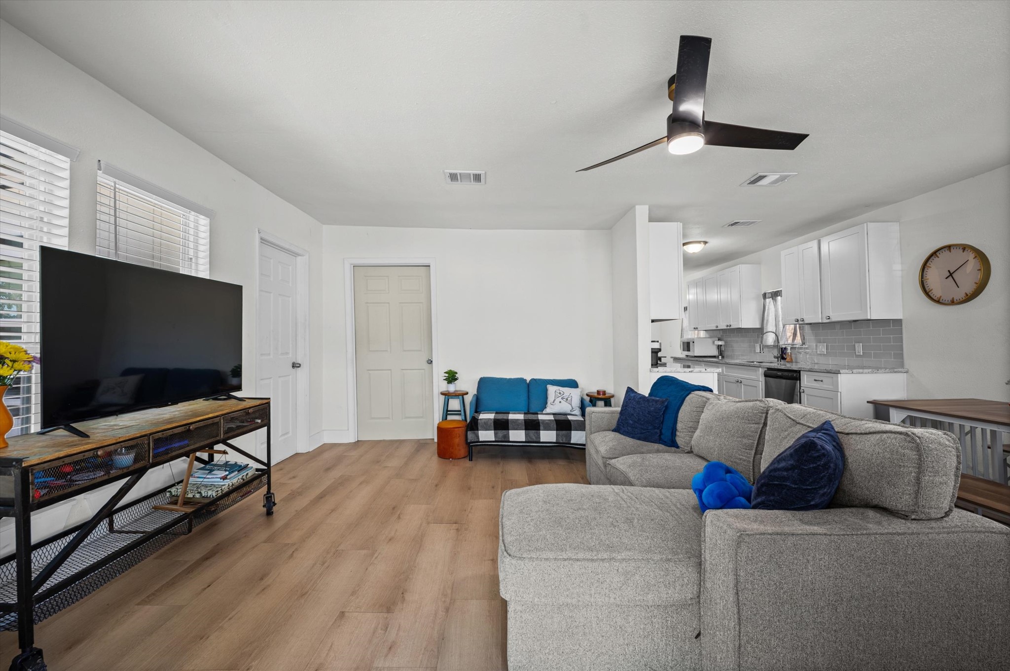 3905 Cotswold Street, Houston, TX 77009