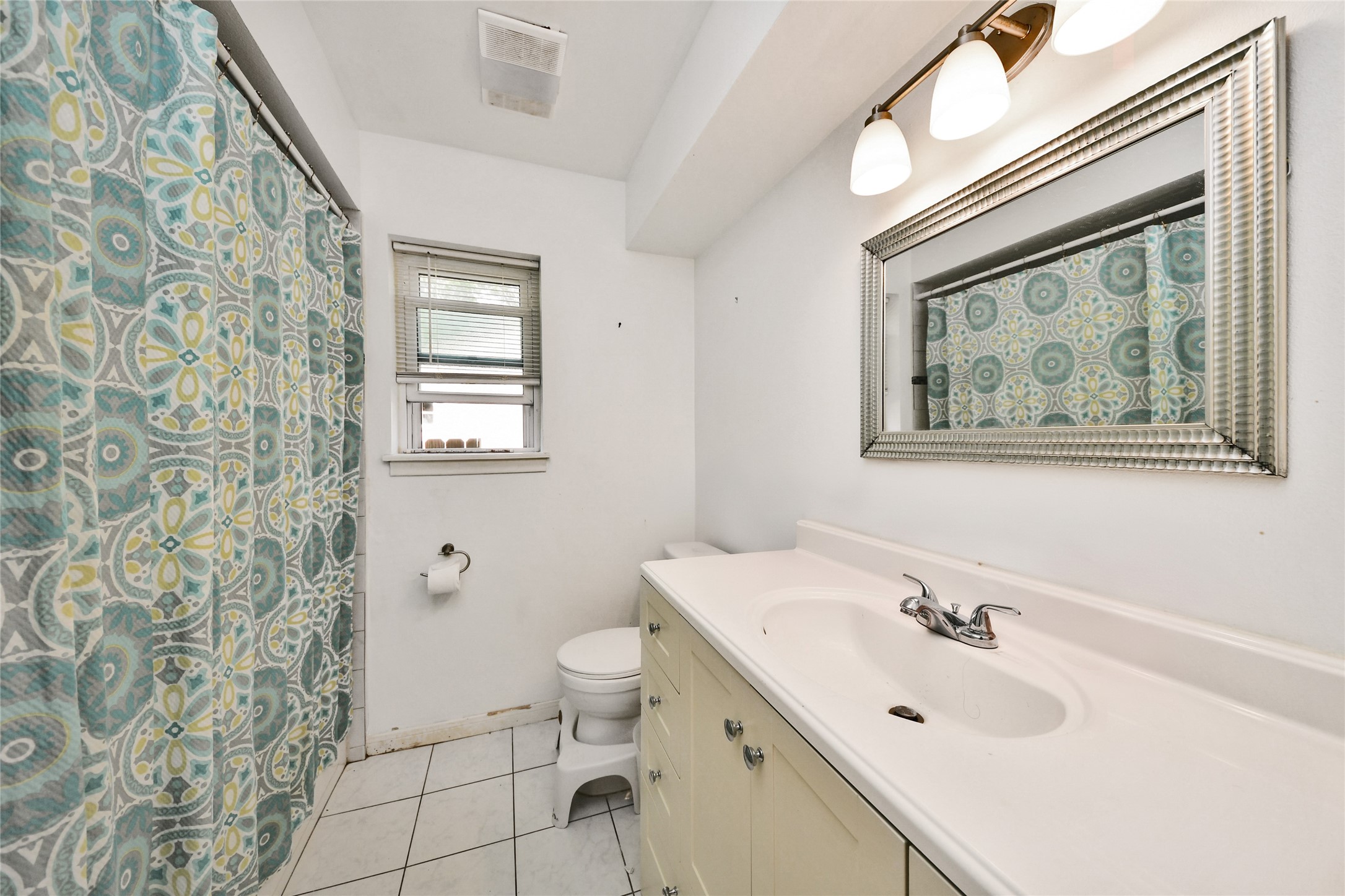 Secondary Bathroom