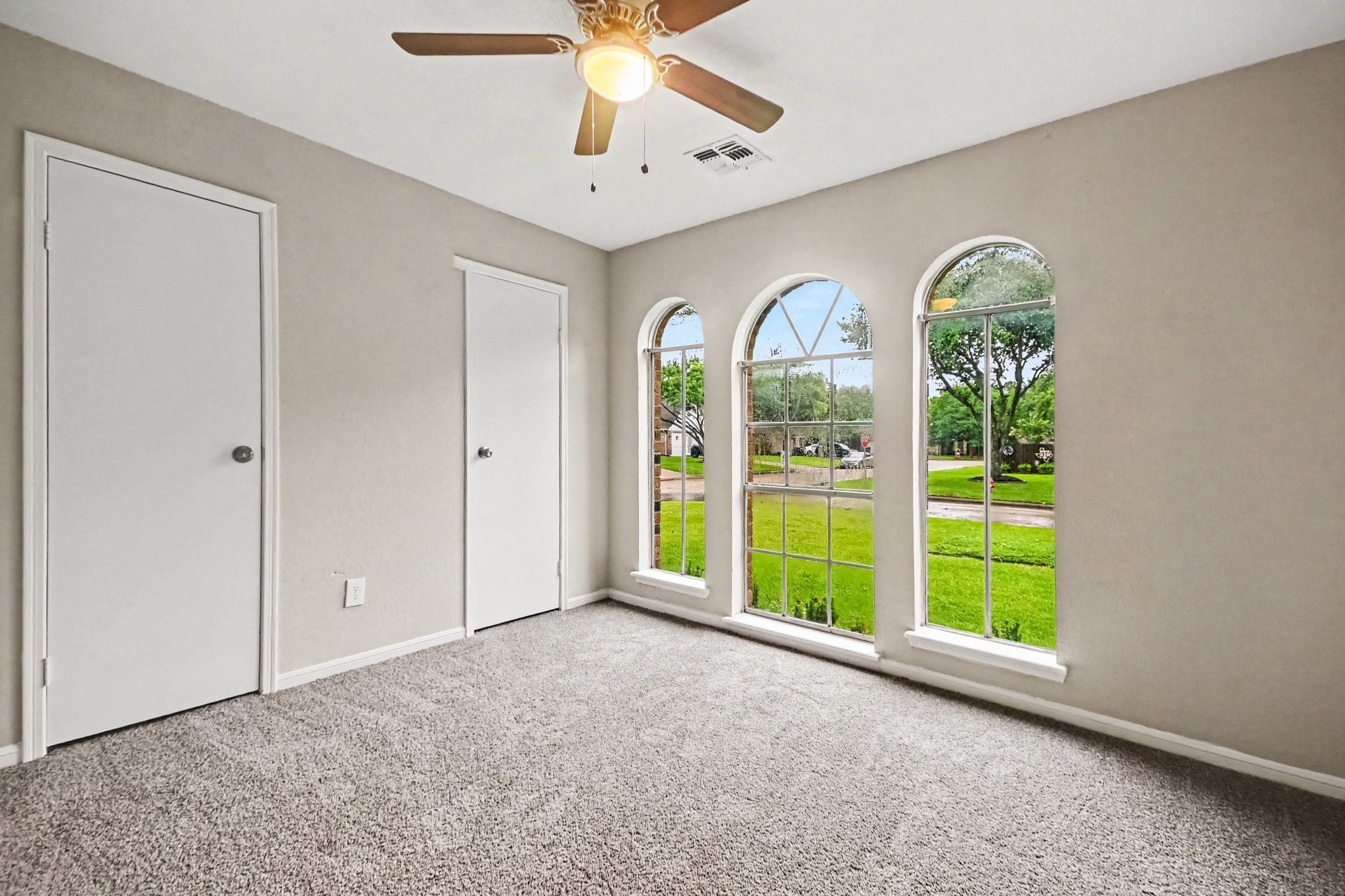 3810 Clover Drive, Alvin, TX 77511