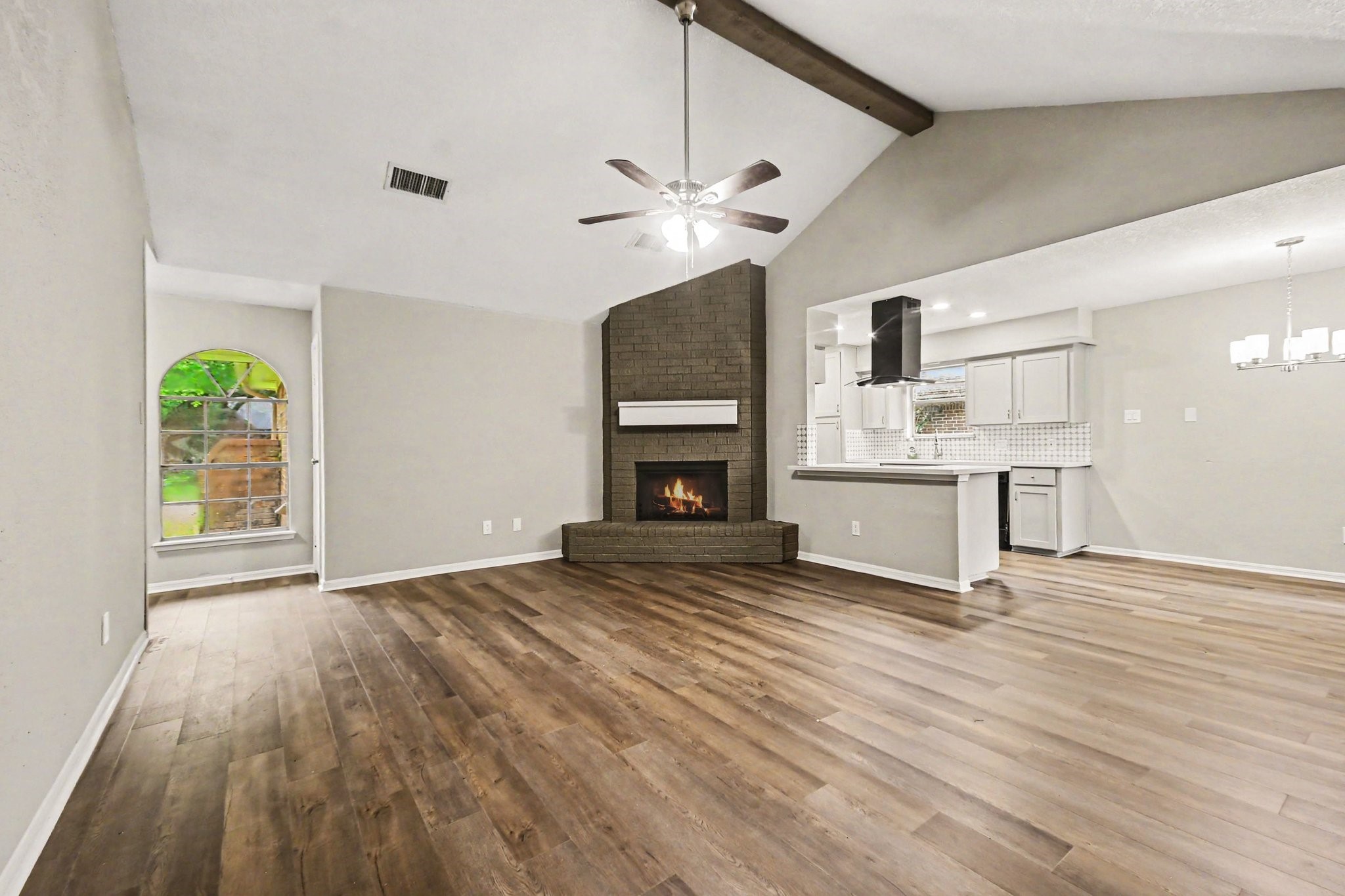 3810 Clover Drive, Alvin, TX 77511