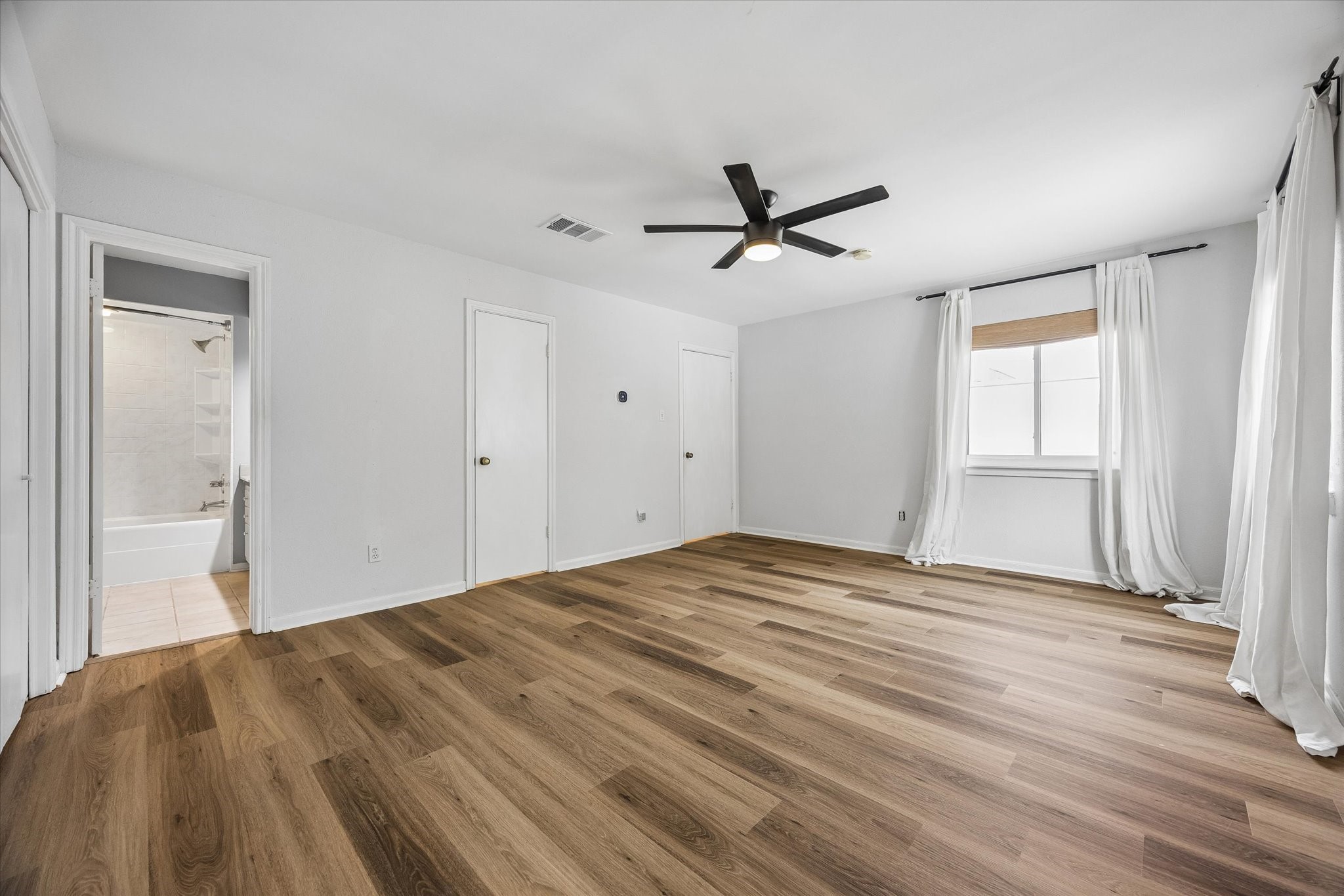 403 Anita Street, #11, Houston, TX 77006