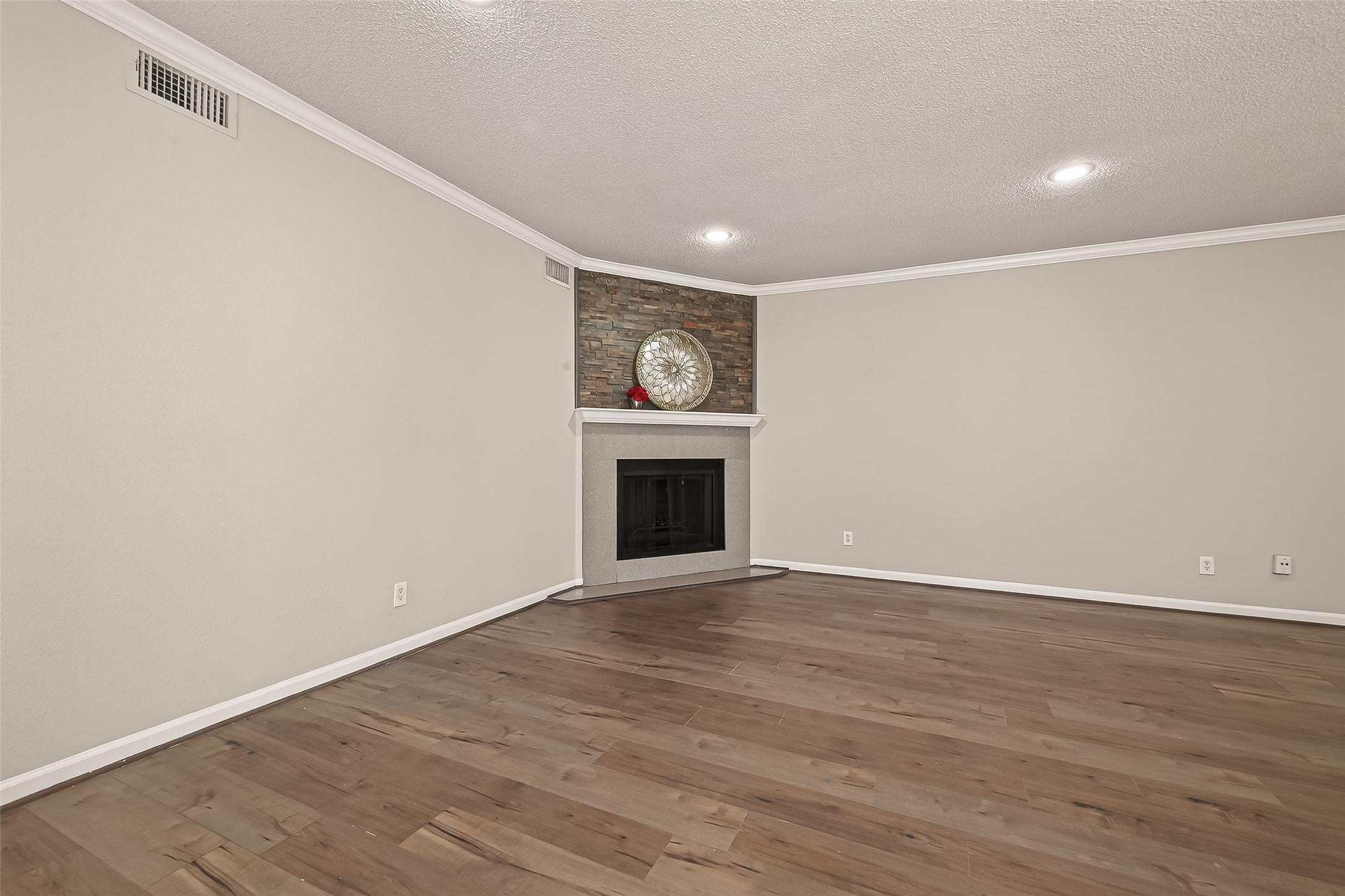 4024 Breakwood Drive, Houston, TX 77025