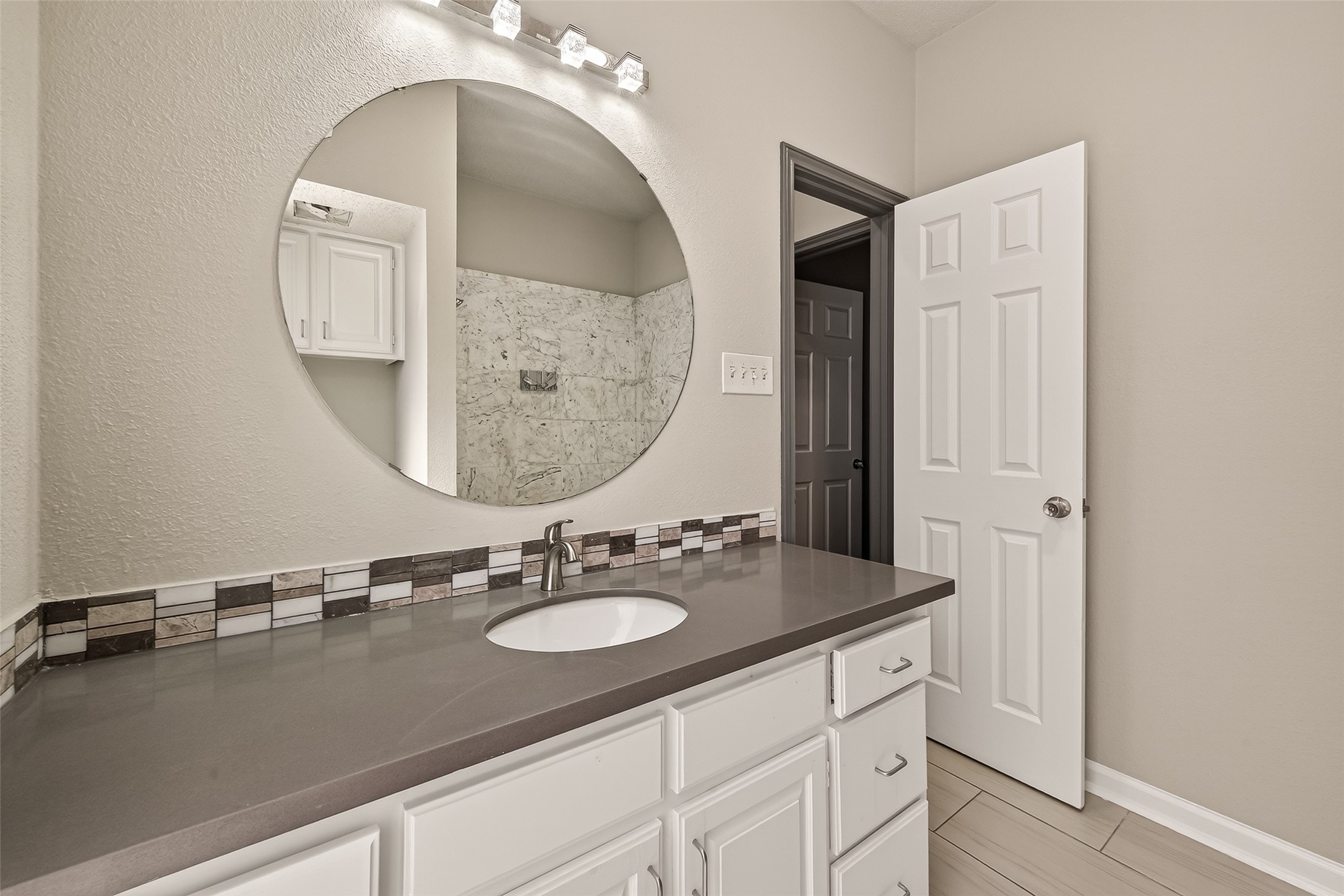 4024 Breakwood Drive, Houston, TX 77025