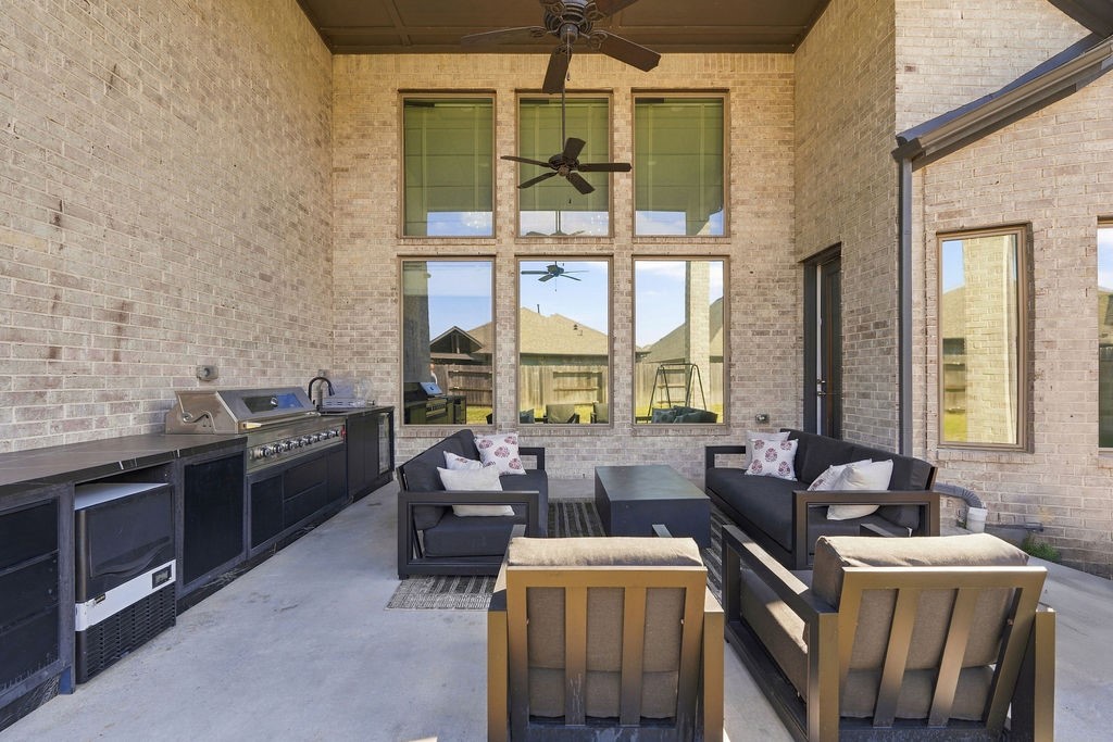 4919 Opal Sunset Court, League City, TX 77573