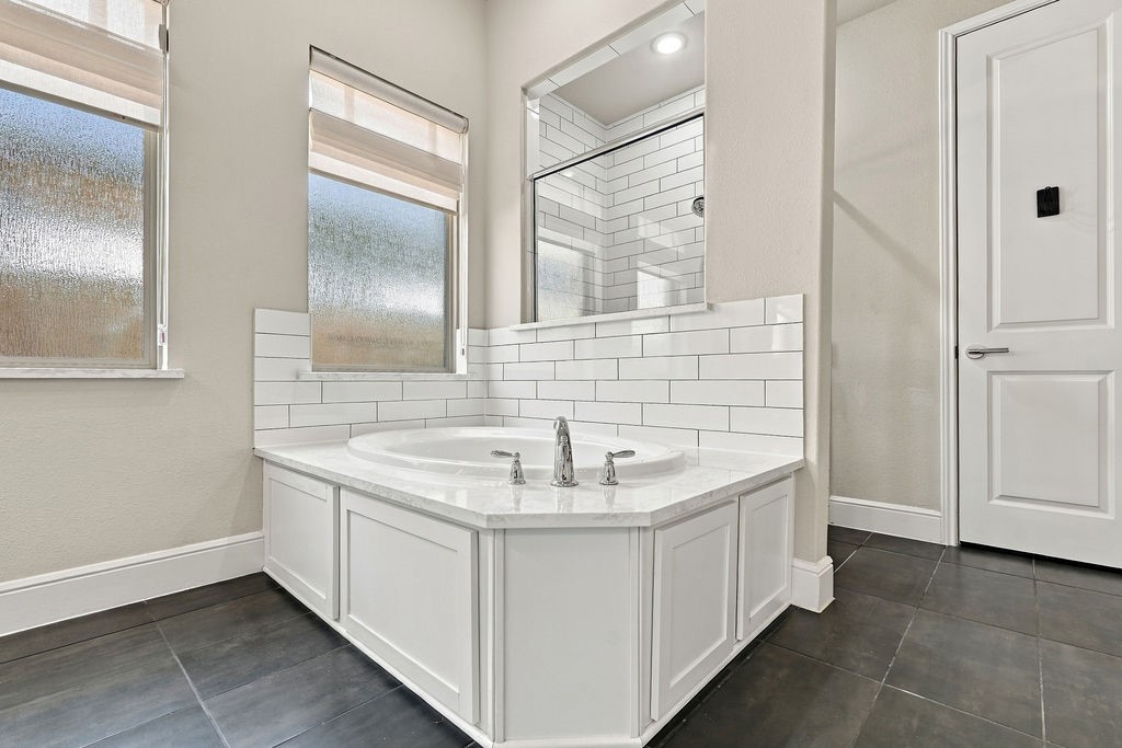 4919 Opal Sunset Court, League City, TX 77573